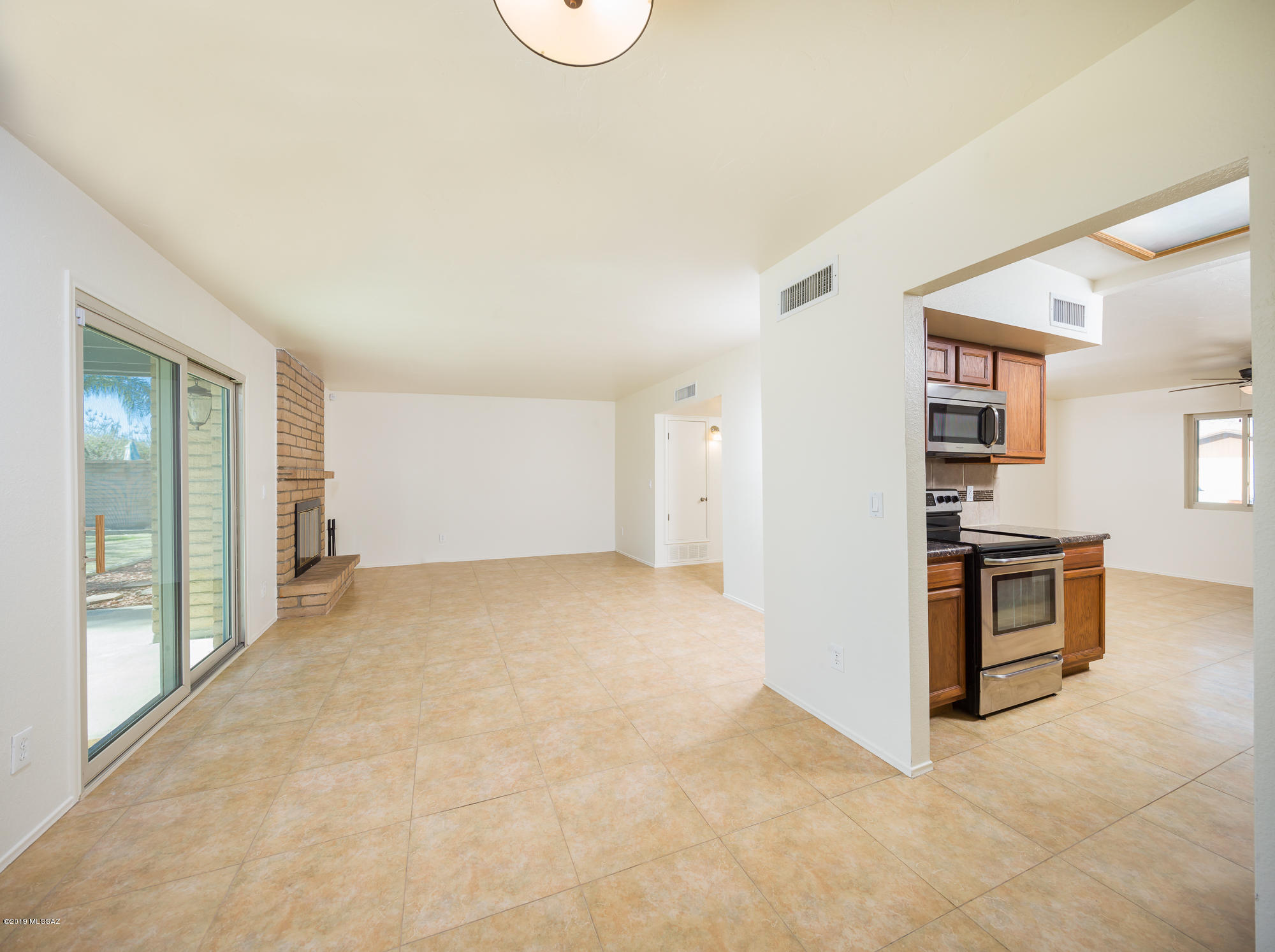 Broadway East No. 4 (1-75) Amended - Residential