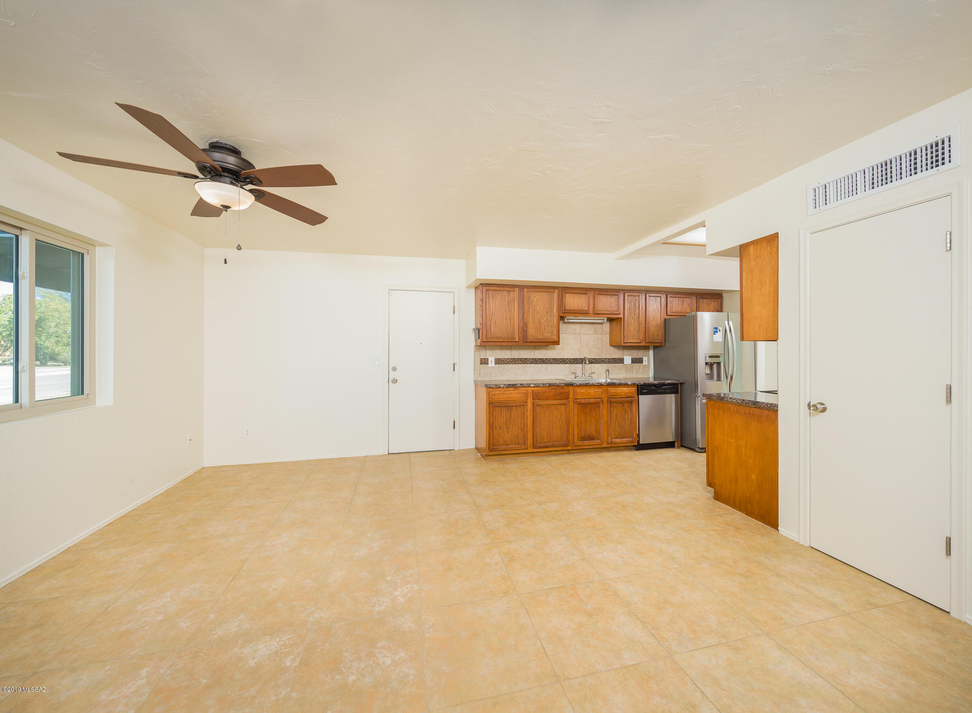 Broadway East No. 4 (1-75) Amended - Residential