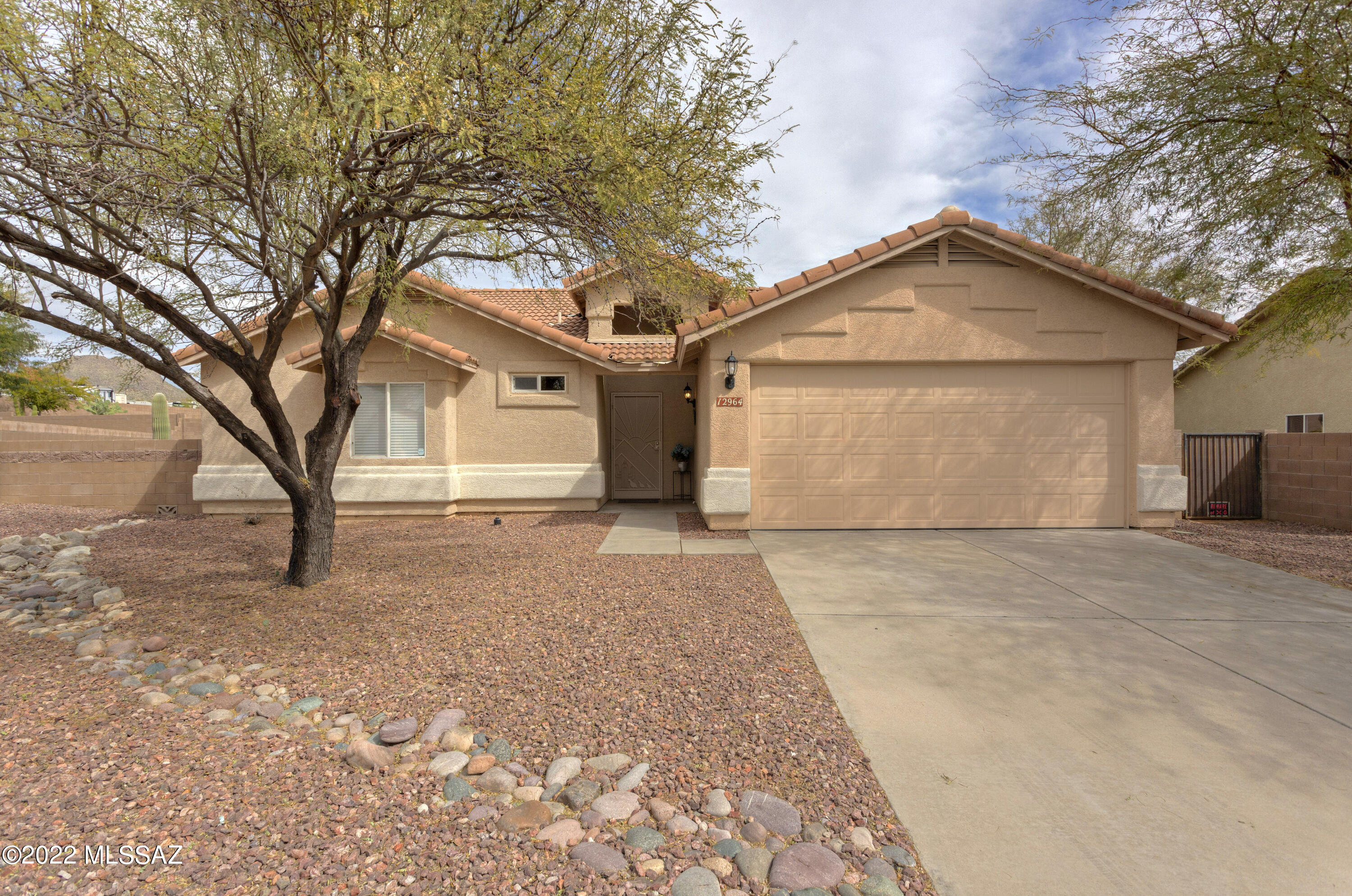 Fabulous turn-key home in very desirable Dove Mountain area. Wonderful 3 beds 2 baths 1 story 2 car garage sits on big premium cul-de-sac lot with lovely yard. Meticulously clean & well maintained. Bright & opened concept with high vaulted ceiling & dual paned windows. Upgraded kitchen boasts marble cultured countertop, stainless steel appliances, lots of counter space & cabinet storage. Spacious living room, dining room & breakfast bar. Great sized updated bathrooms. Huge full length covered patio provides lots of space for all the gatherings. Very convenient location & nice neighborhood not only for primary home but also great investment opportunity for long term/short term rental. Furnished is optional.