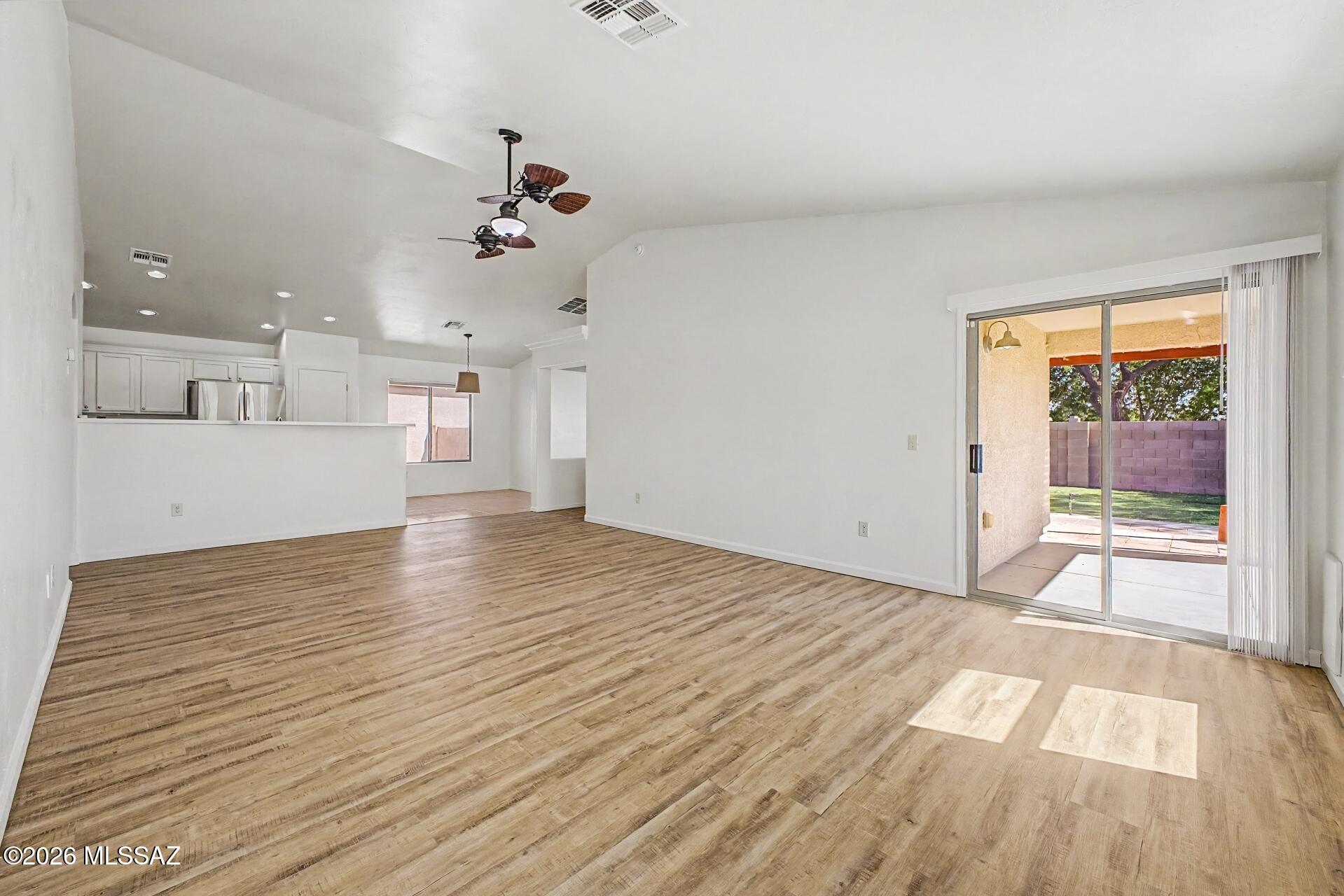 San Lucas Block 9 - Residential
