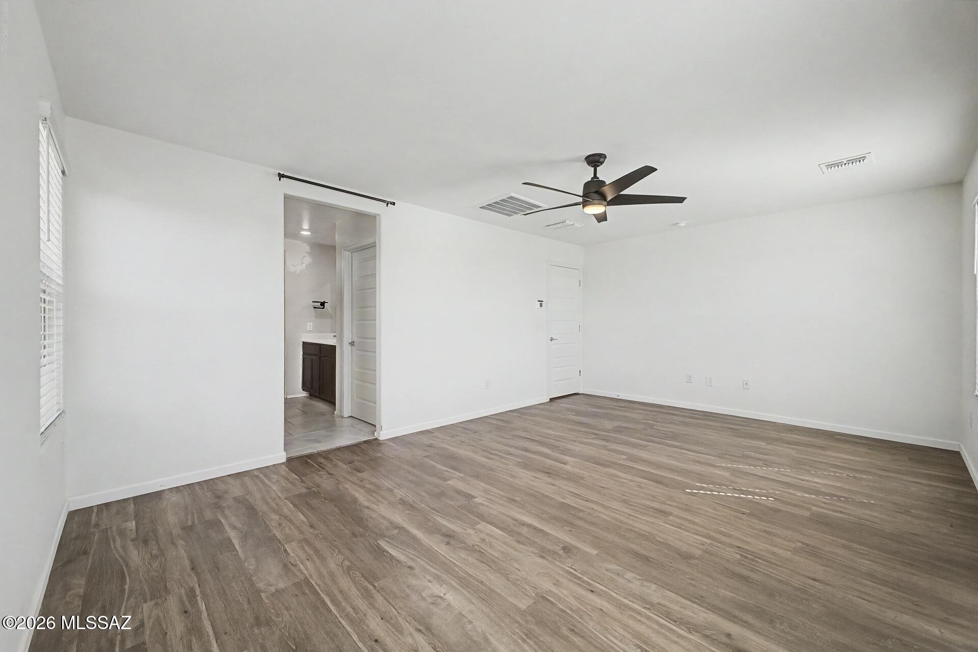 Saguaro Bloom SQ20180540069 - Residential