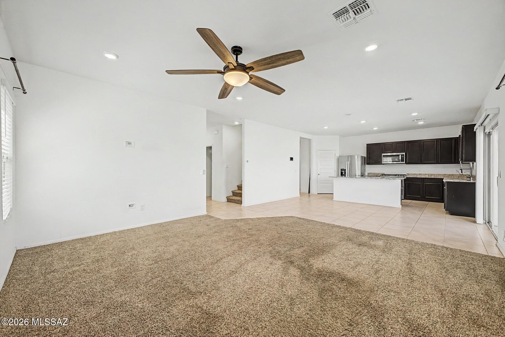 Saguaro Bloom SQ20180540069 - Residential