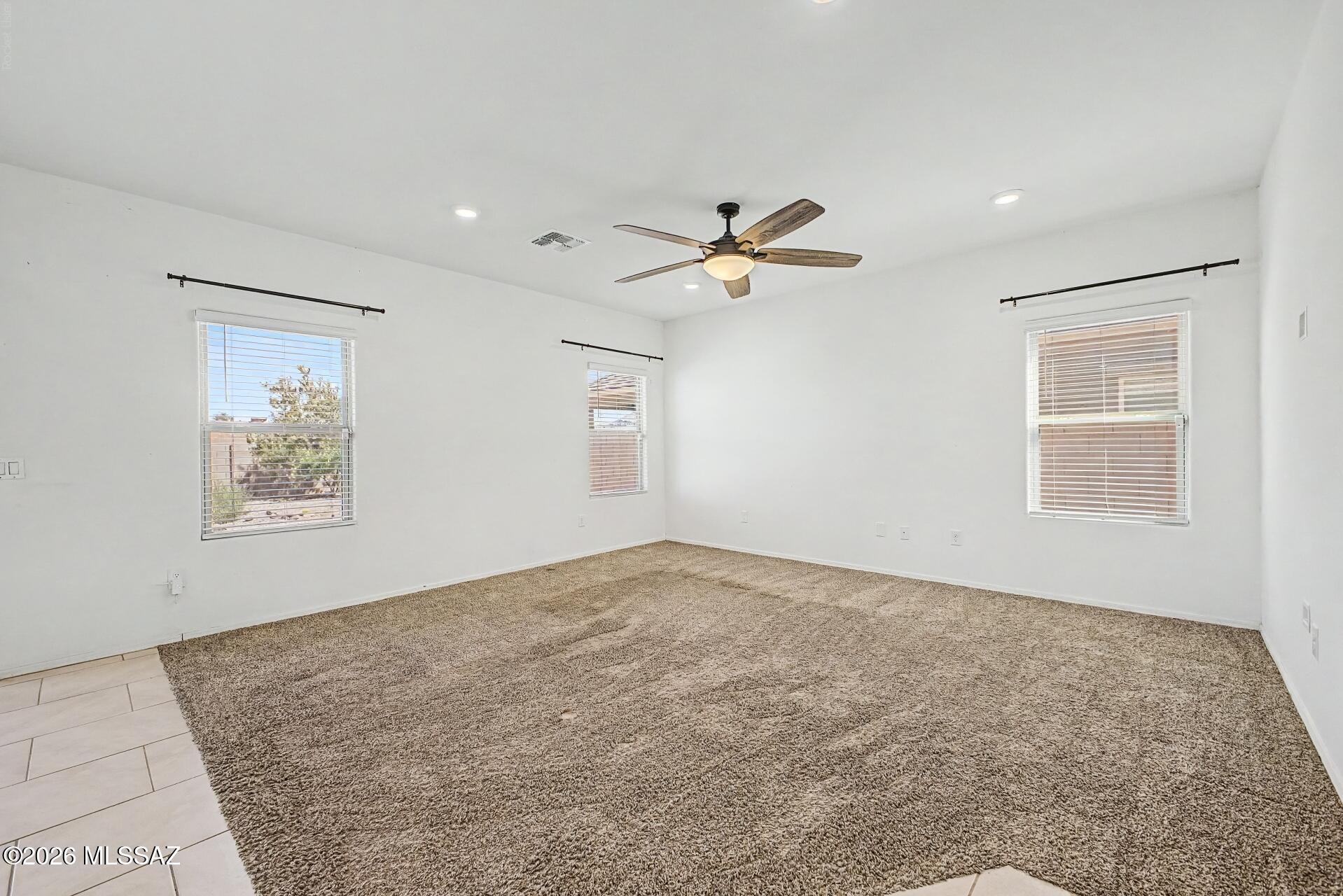 Saguaro Bloom SQ20180540069 - Residential