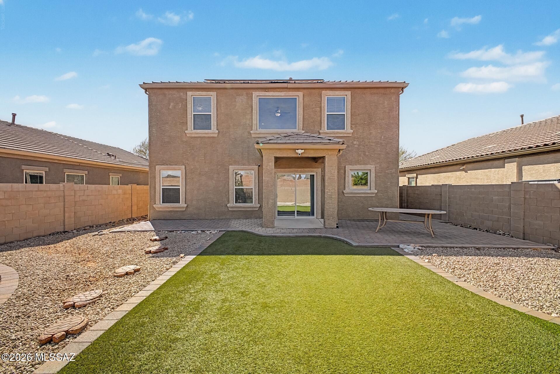 Saguaro Bloom SQ20180540069 - Residential
