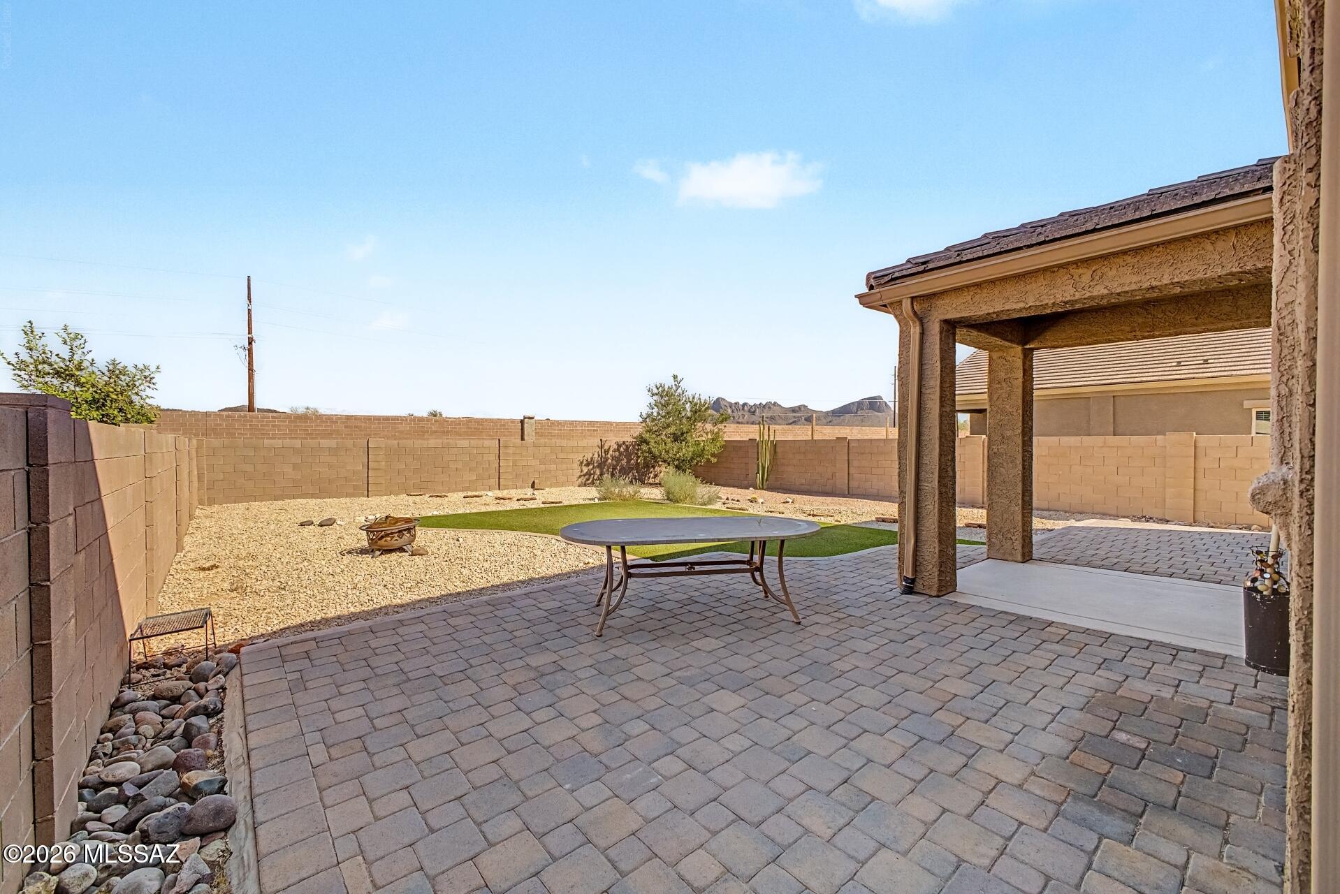 Saguaro Bloom SQ20180540069 - Residential
