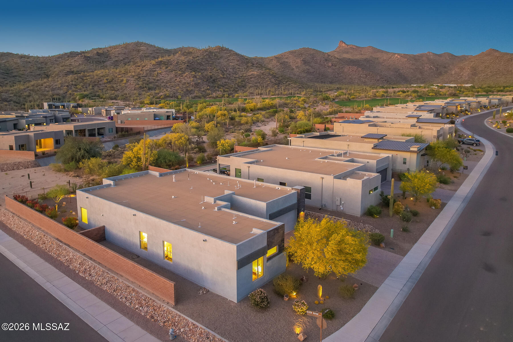 Boulder Bridge Pass III At Dove Mountain SQ20143000307 - Residential