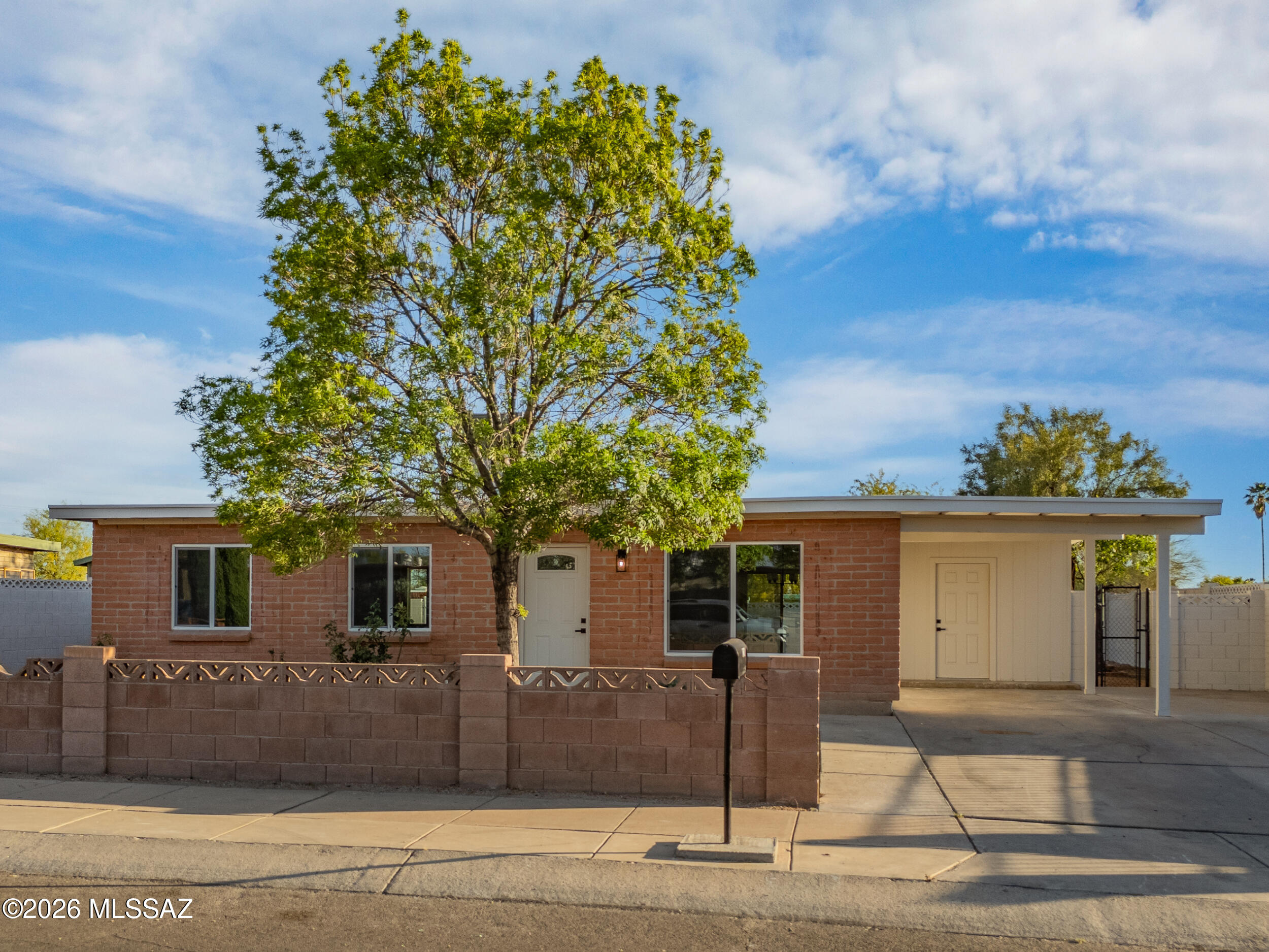 Desert Shadows (312-511) - Residential