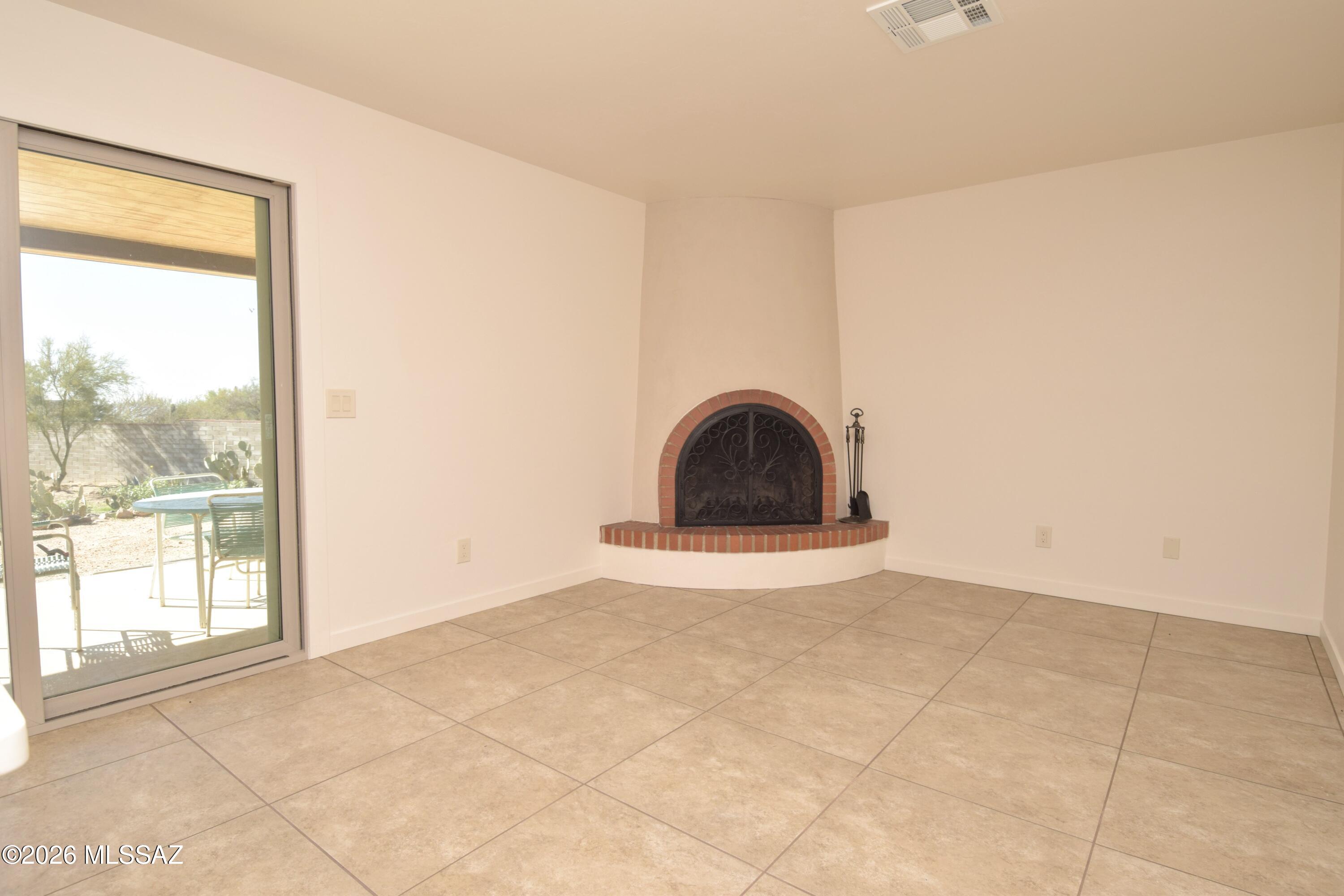 The Foothills Clusters (214-372) - Residential Lease