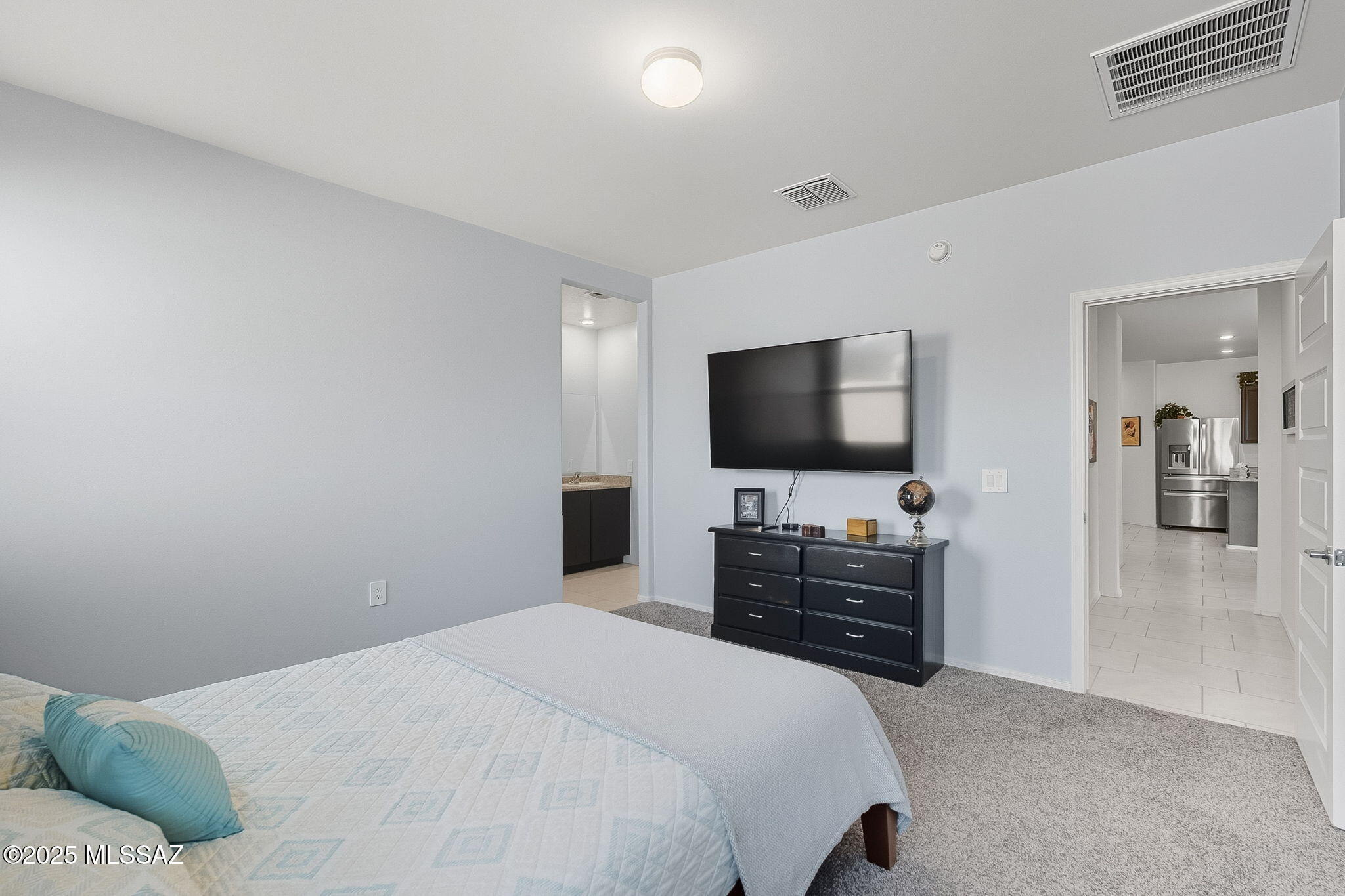 Saguaro Bloom SQ20180540069 - Residential