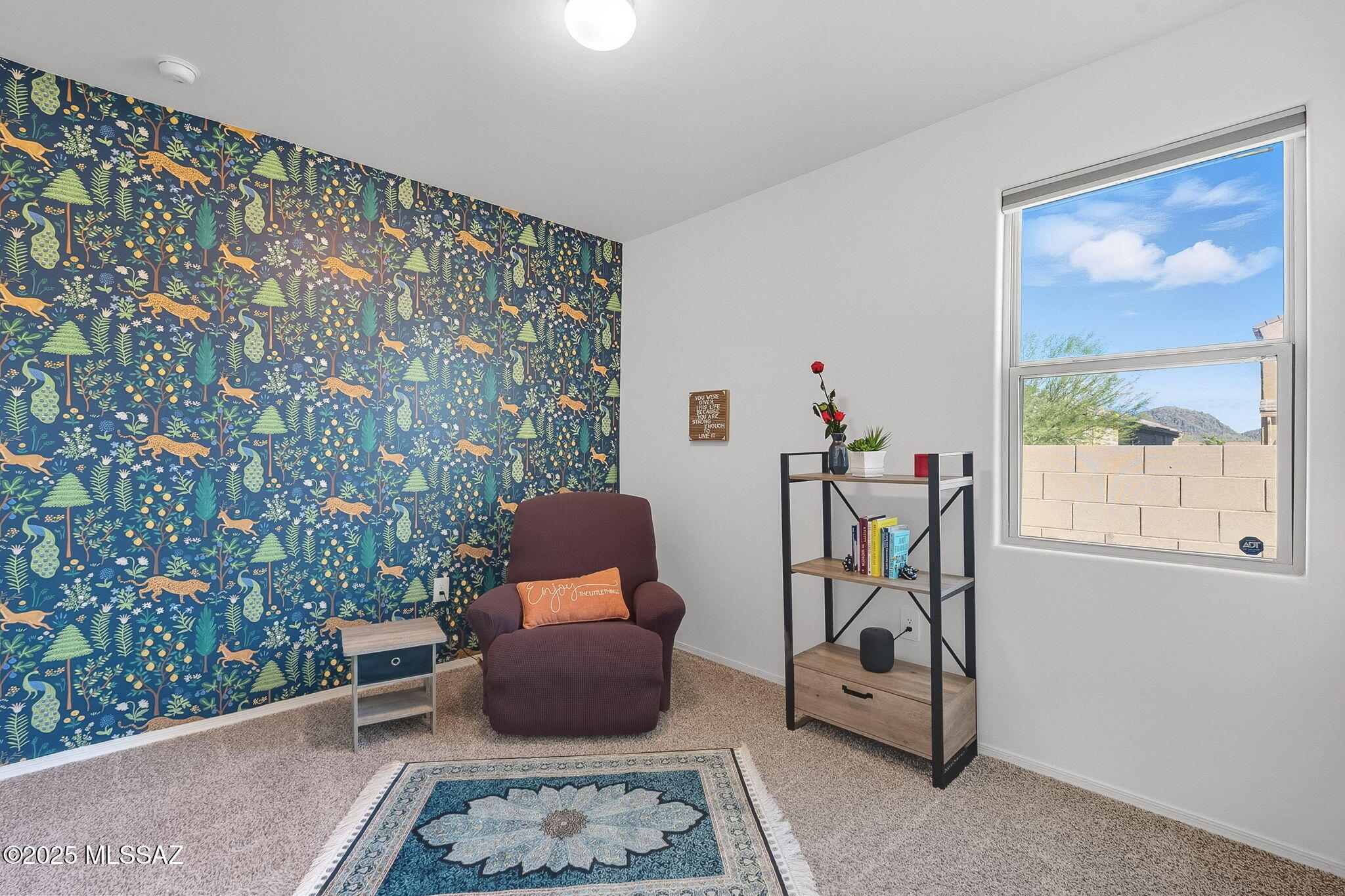 Saguaro Bloom SQ20180540069 - Residential