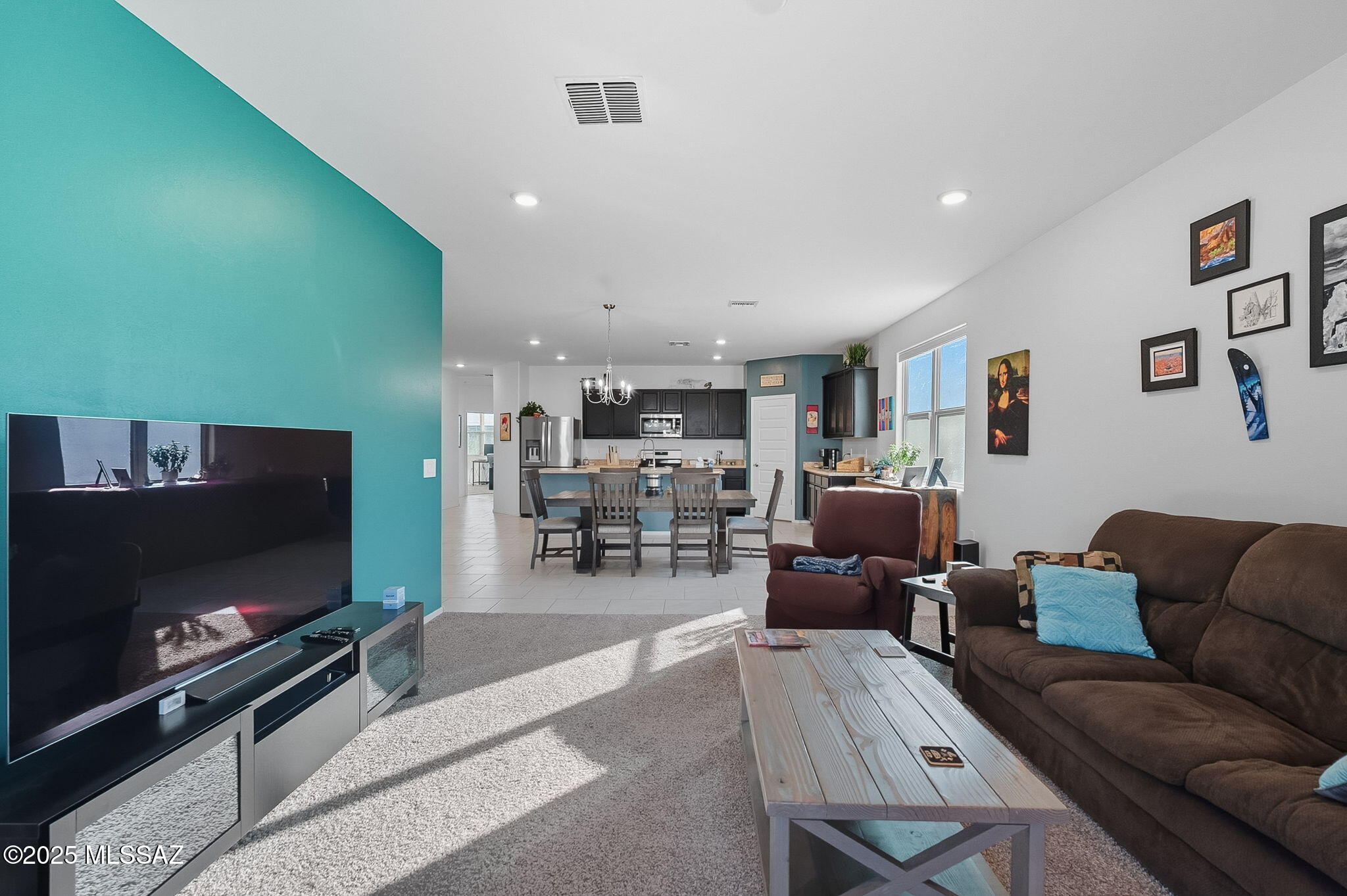 Saguaro Bloom SQ20180540069 - Residential