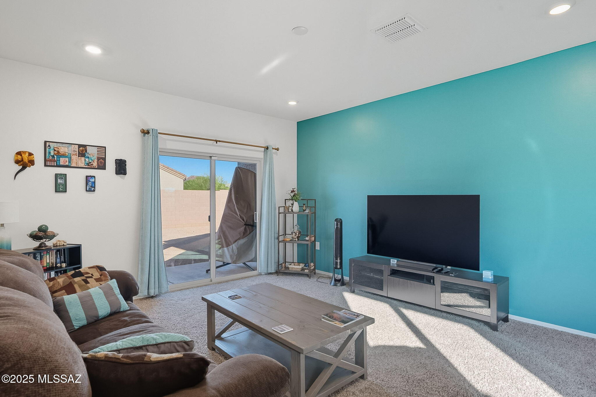 Saguaro Bloom SQ20180540069 - Residential