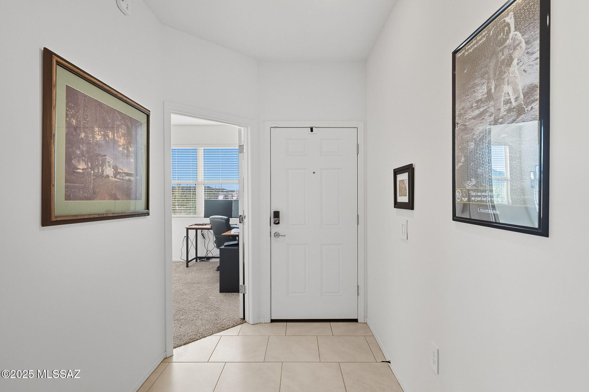 Saguaro Bloom SQ20180540069 - Residential