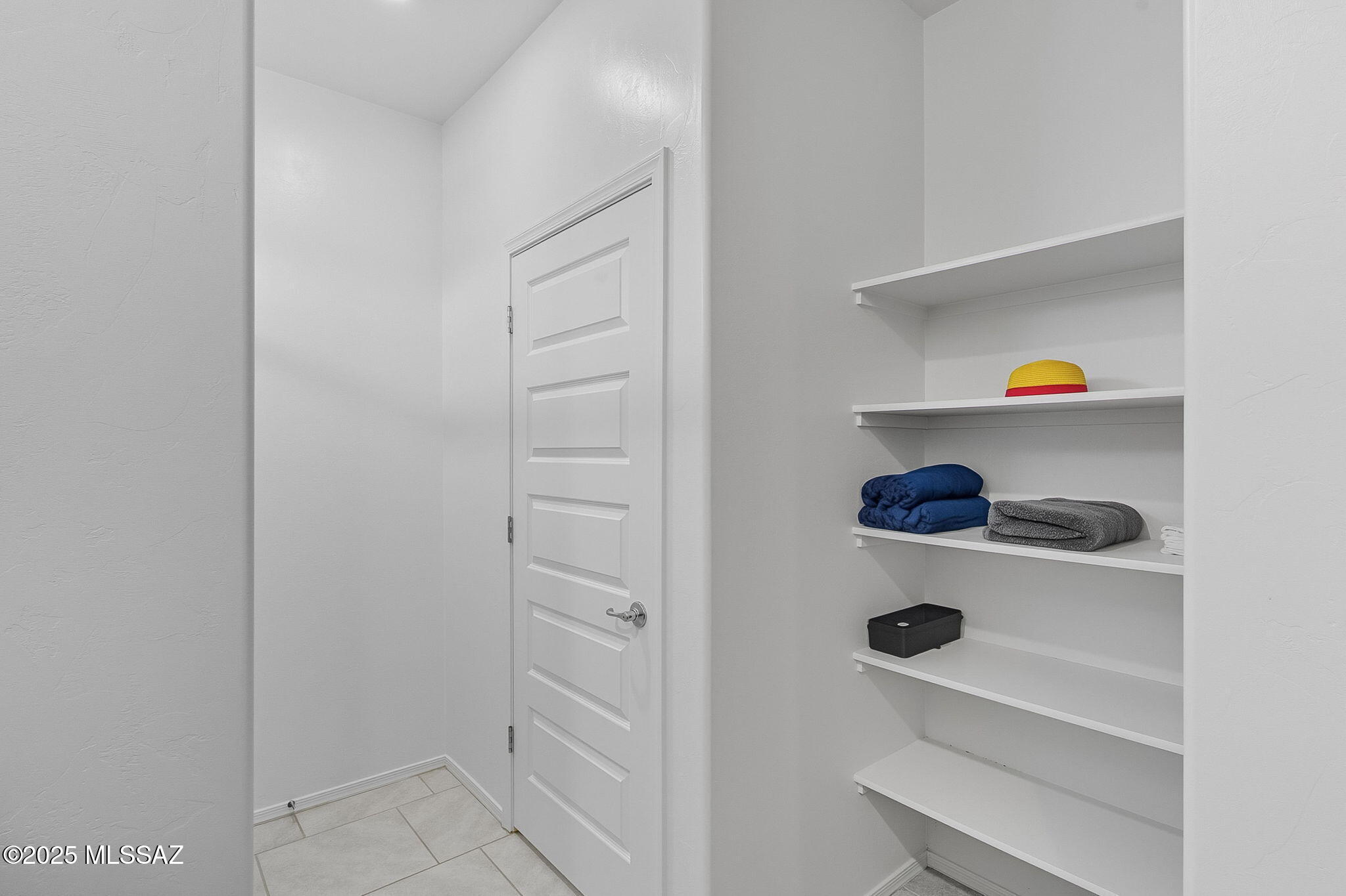 Saguaro Bloom SQ20180540069 - Residential