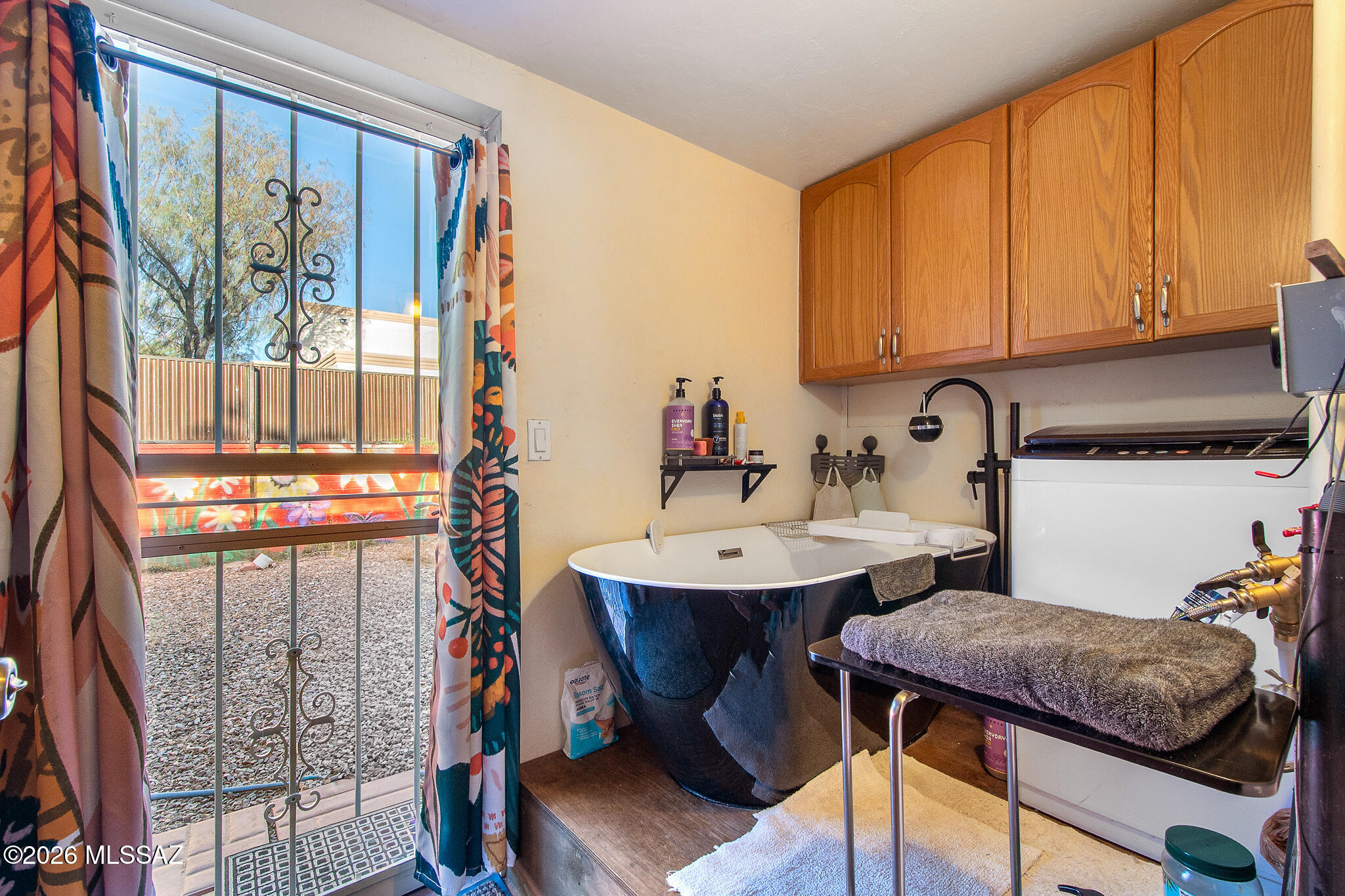 Lincoln Park - Residential Income