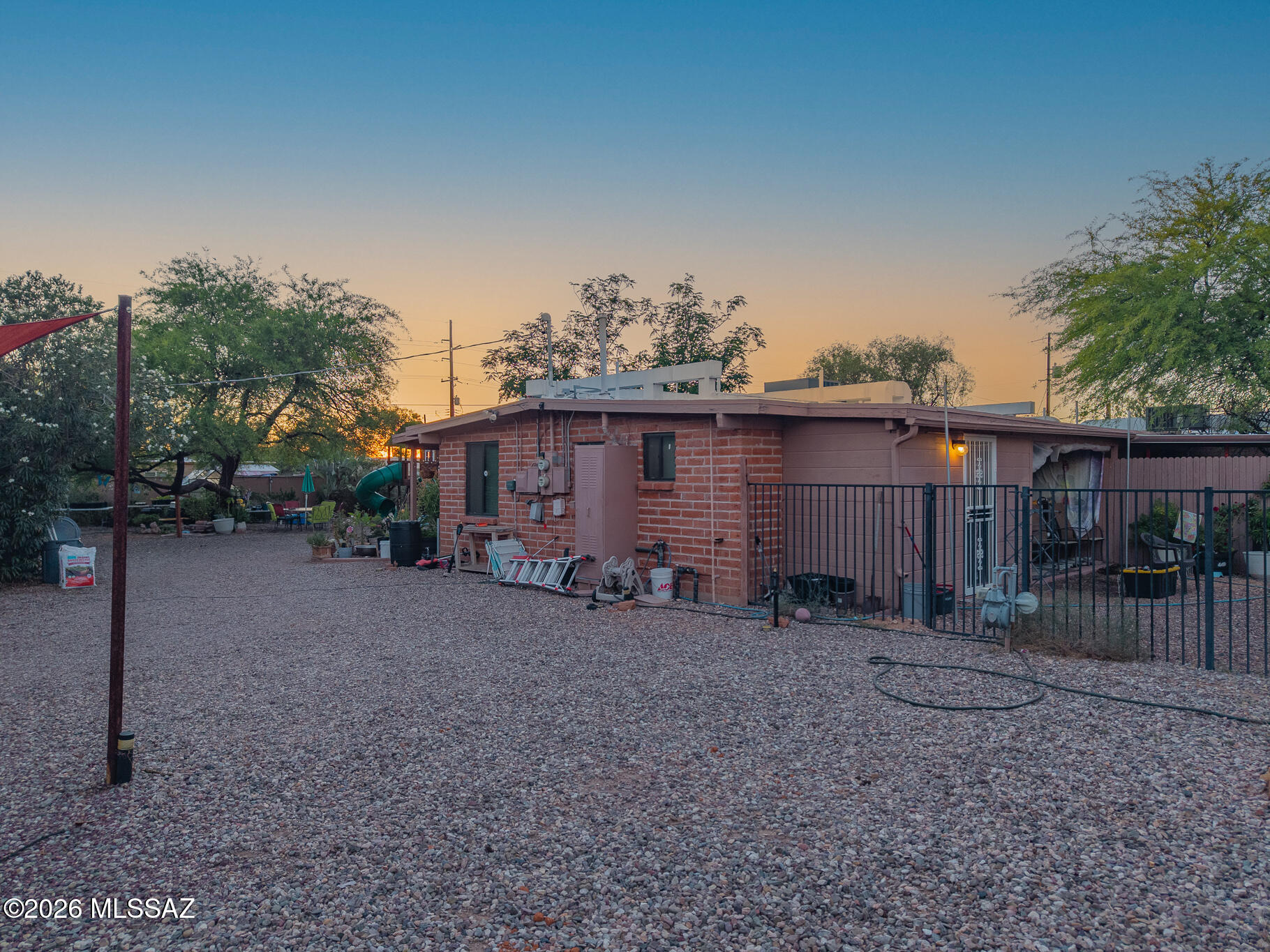 Lincoln Park - Residential Income