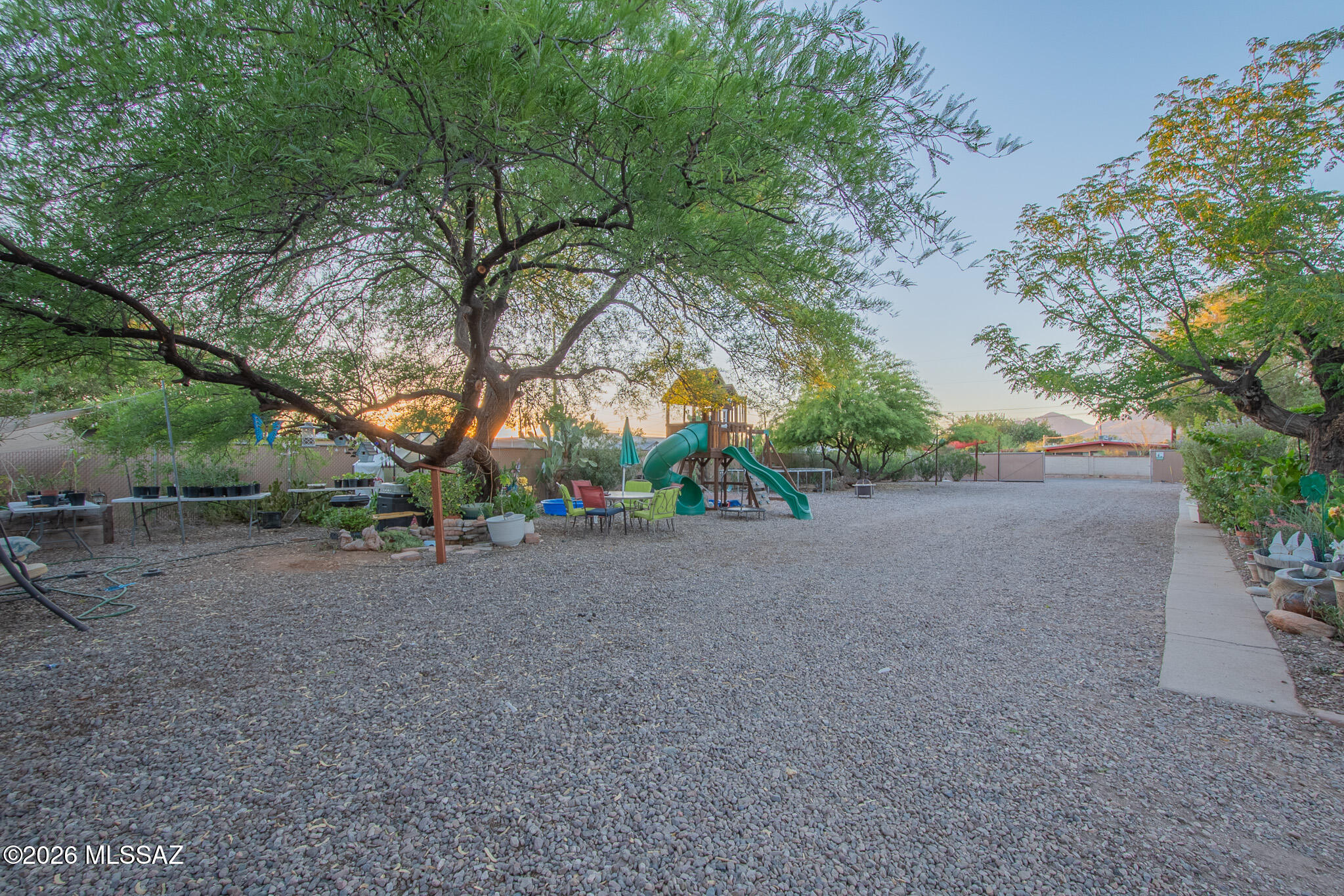 Lincoln Park - Residential Income
