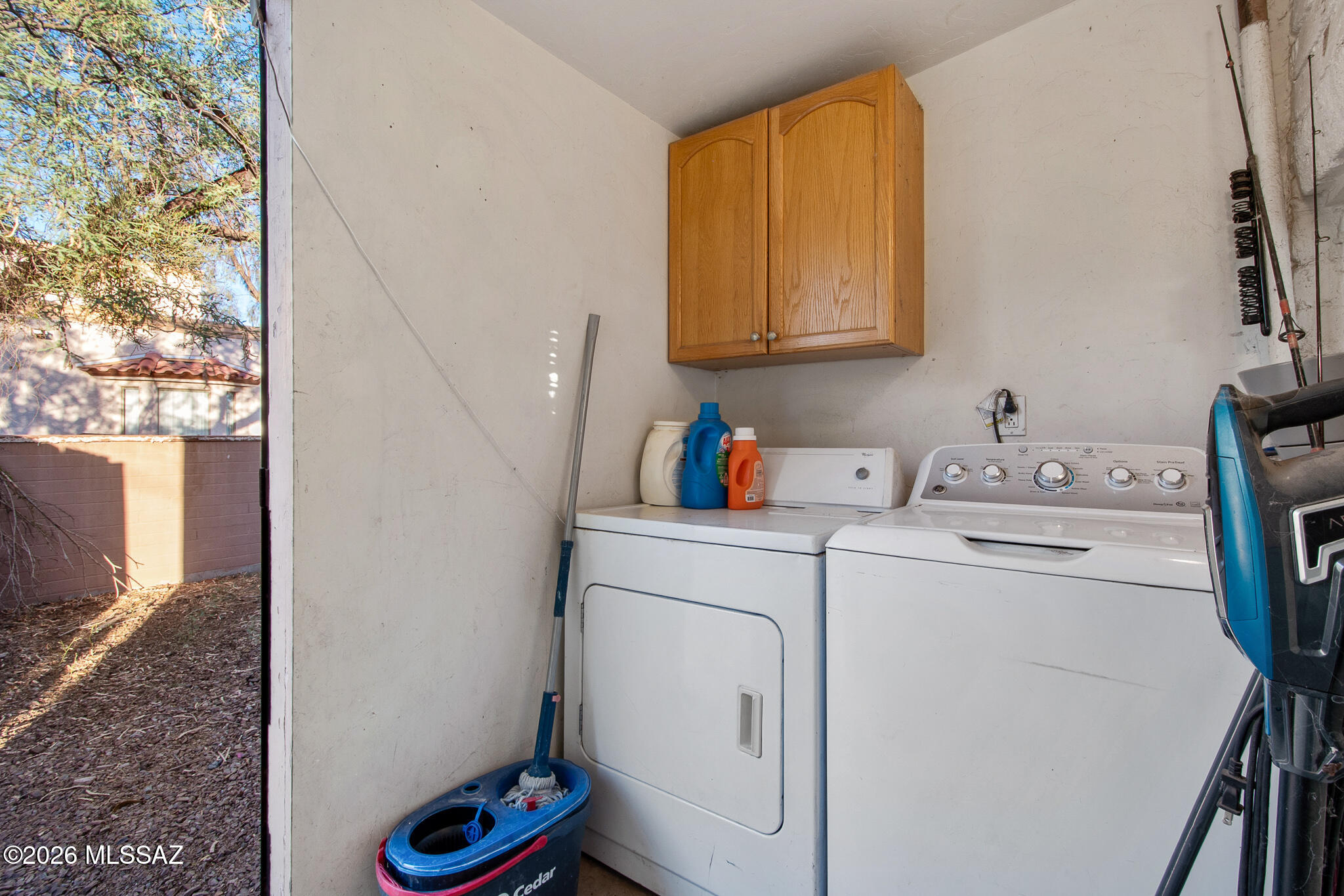 Lincoln Park - Residential Income