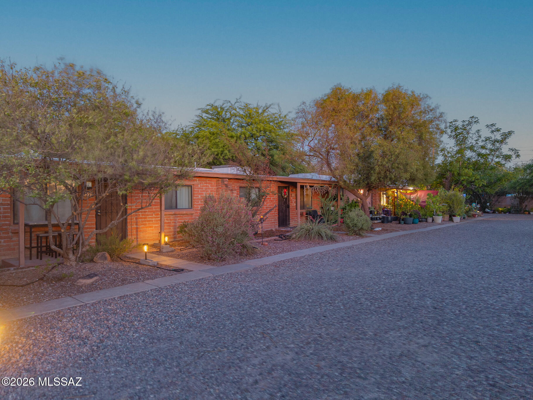 Lincoln Park - Residential Income