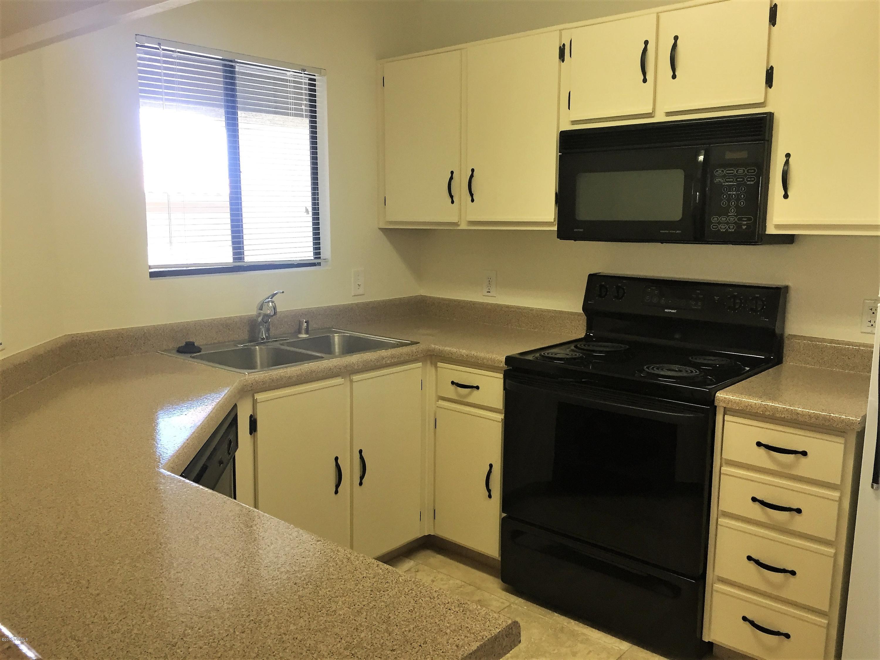 Veranda at Ventana Condominiums - Residential Lease