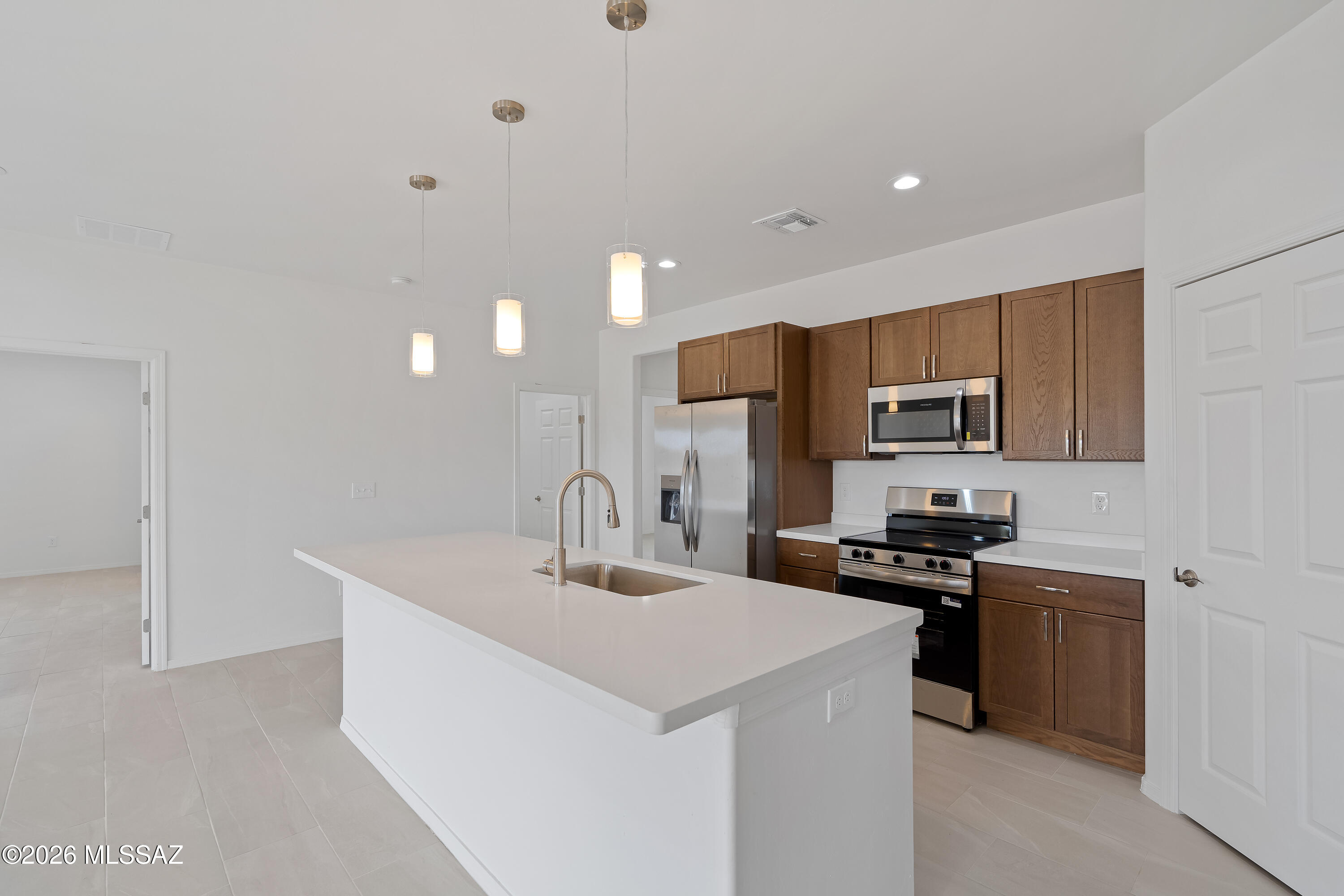 San Joaquin Estates (64-290) - Residential