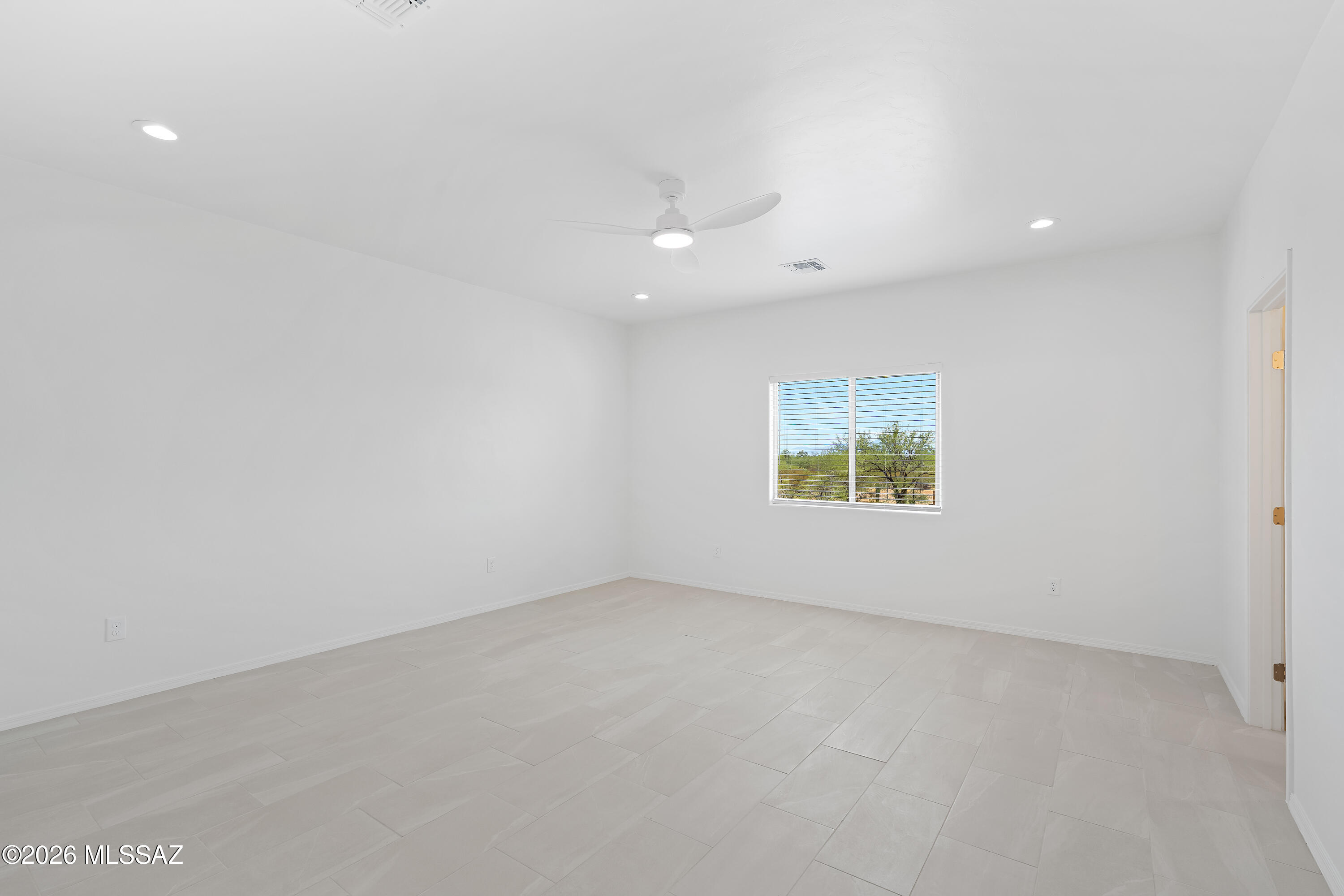 San Joaquin Estates (64-290) - Residential