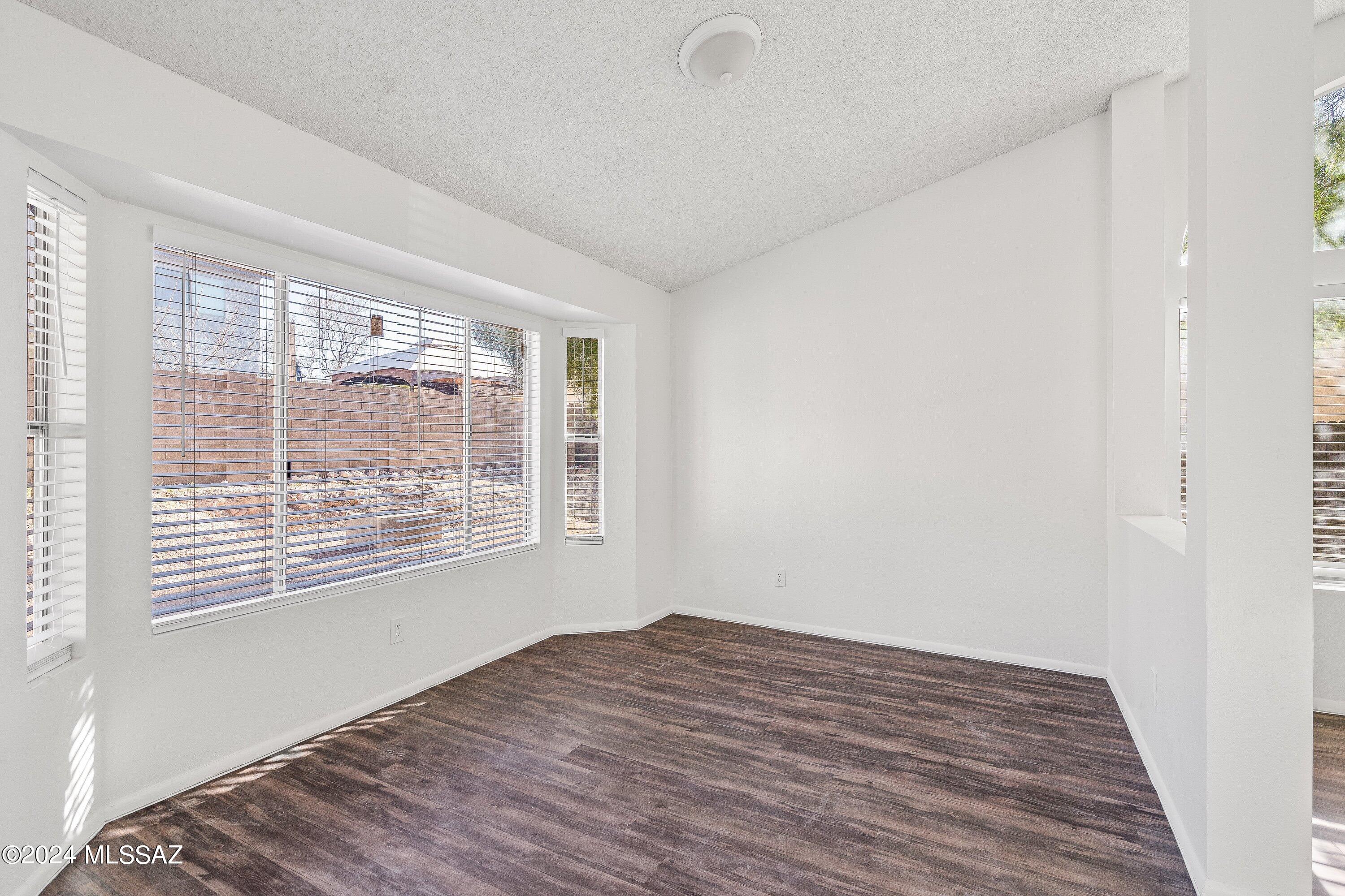 Presidio Hills (1-182) - Residential Lease