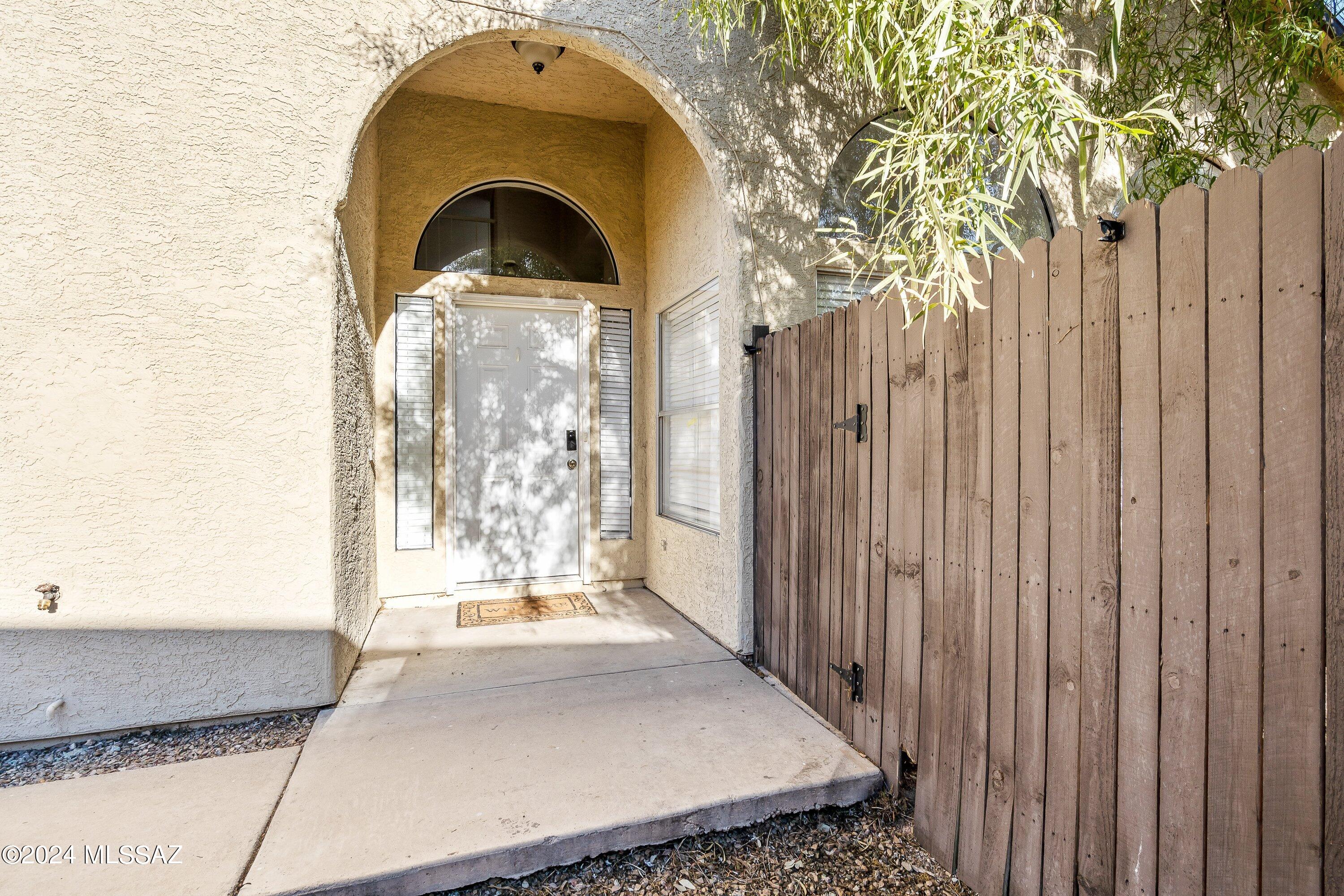 Presidio Hills (1-182) - Residential Lease