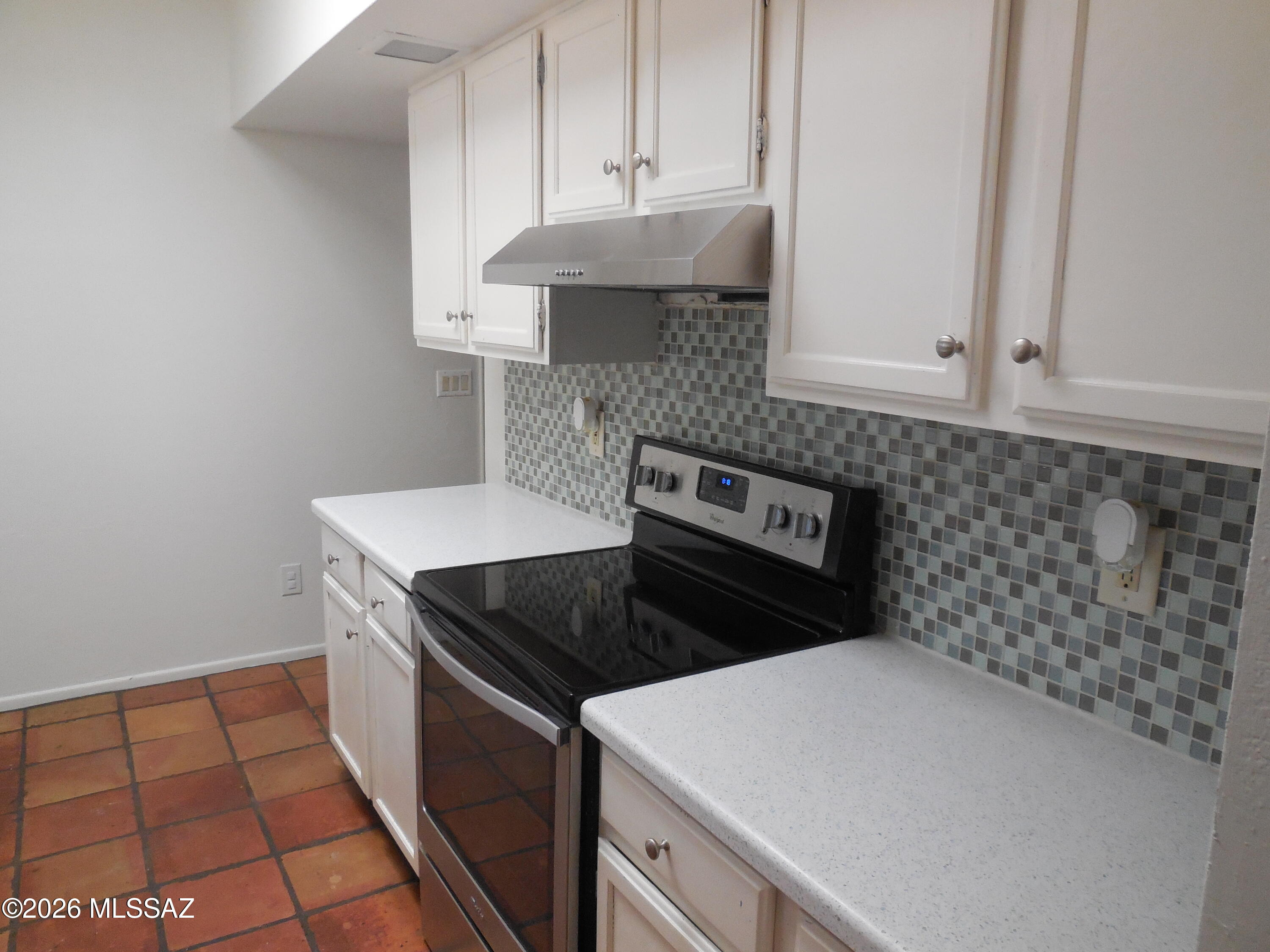 Las Lomitas Townhouses - Residential