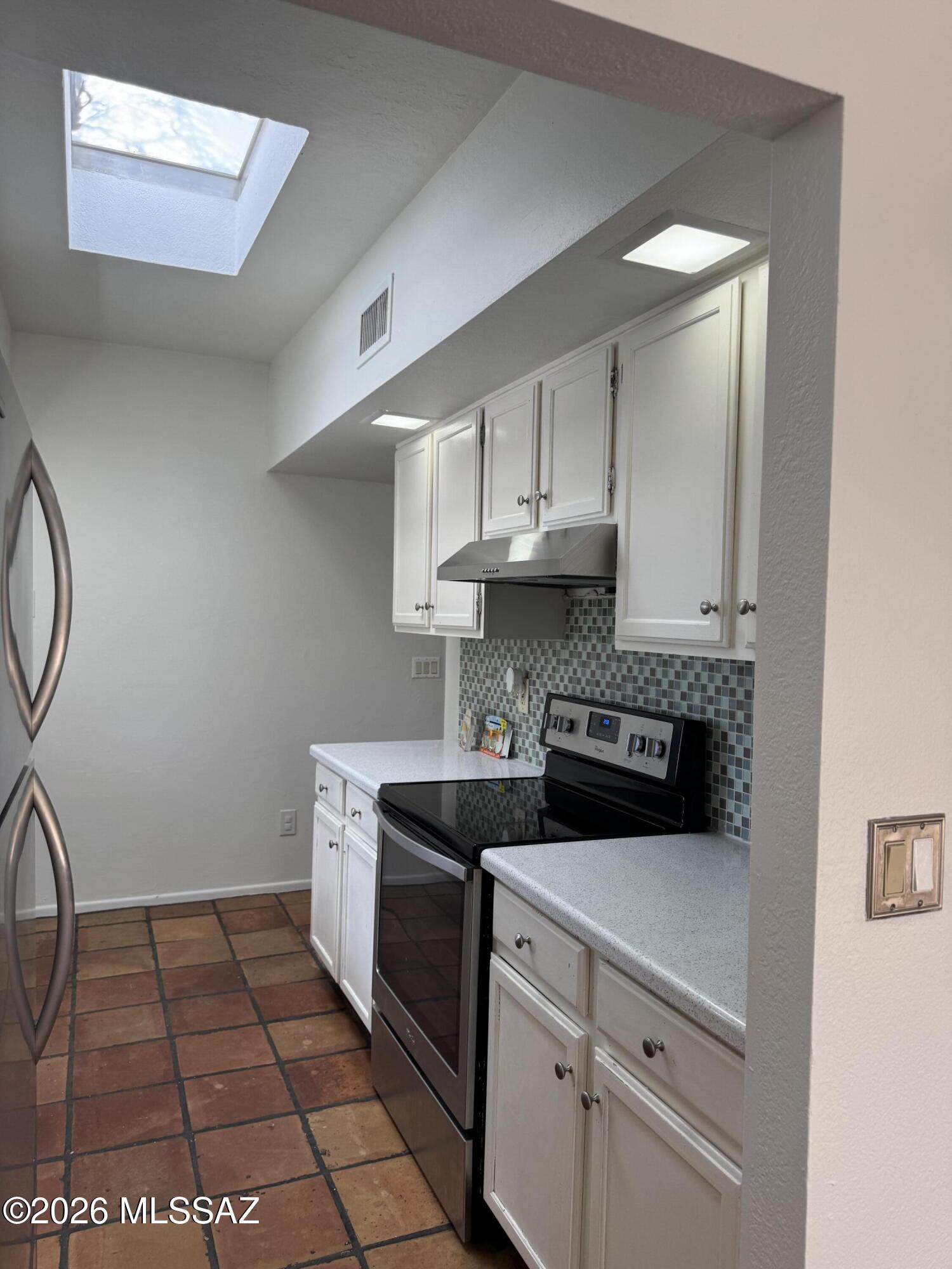 Las Lomitas Townhouses - Residential
