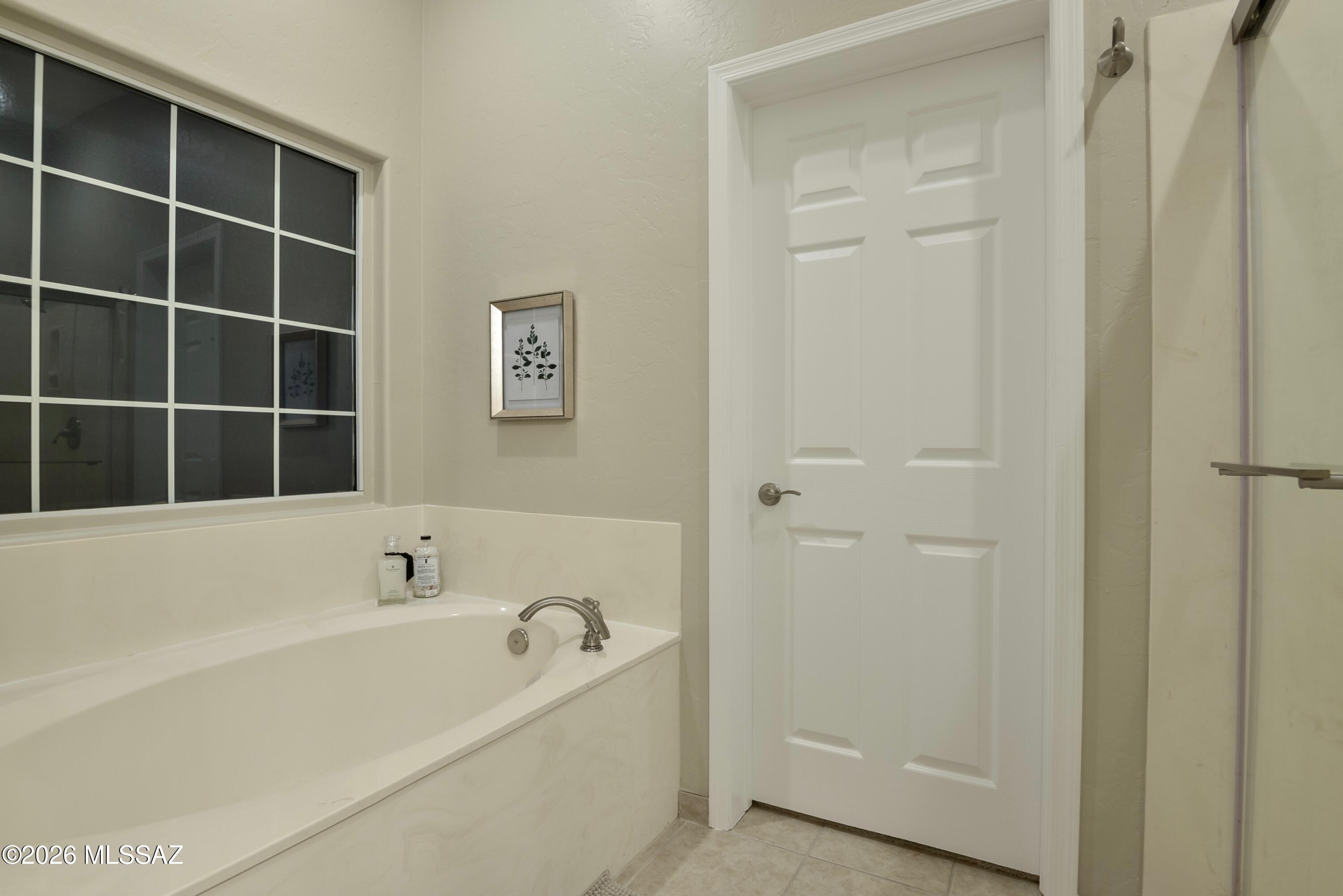 Carmel Pointe (1-104) - Residential Lease