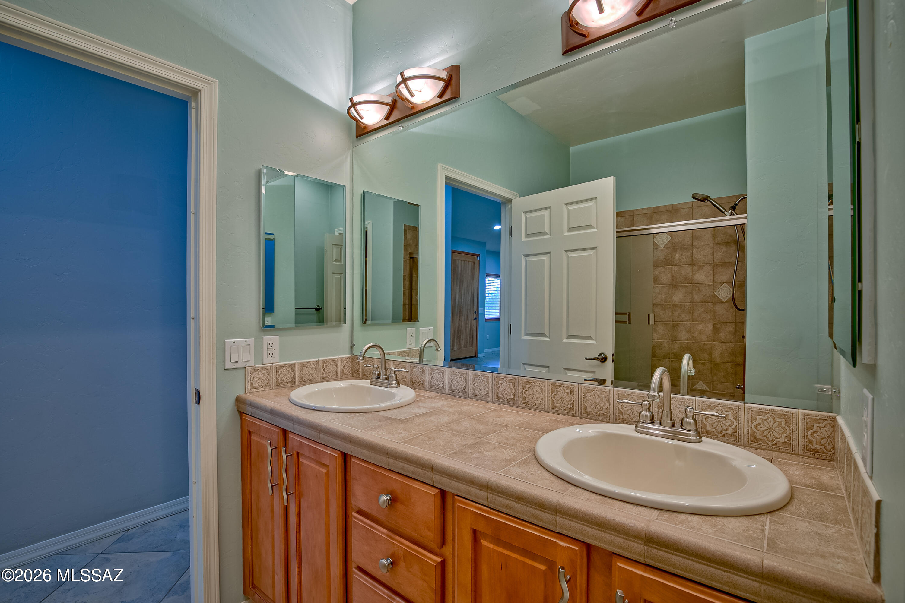 New Tucson Unit NO. 28 - Residential