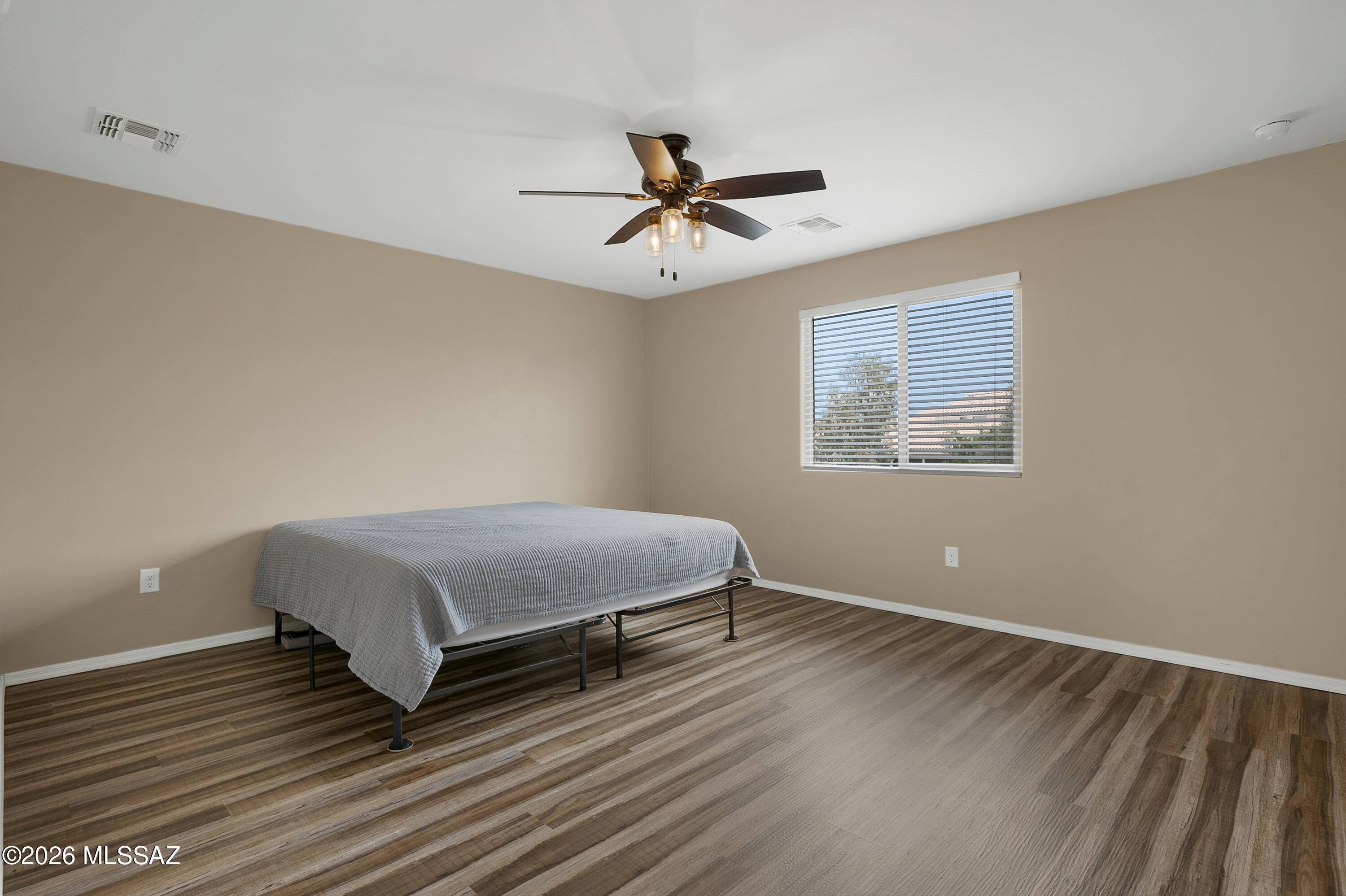 Linda Vista Heights SQ20161440591 - Residential