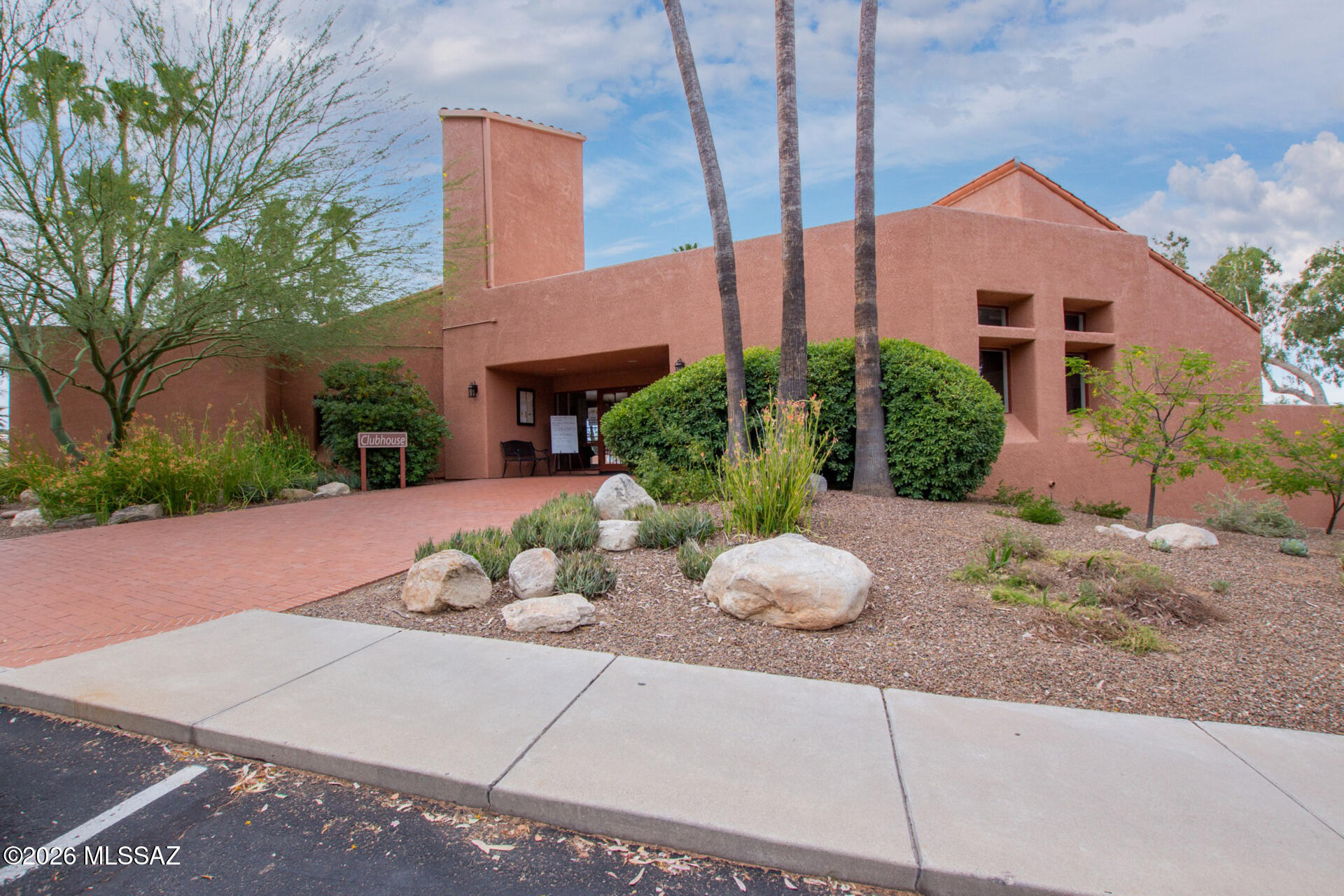 Ventana Vista Condominiums - Residential