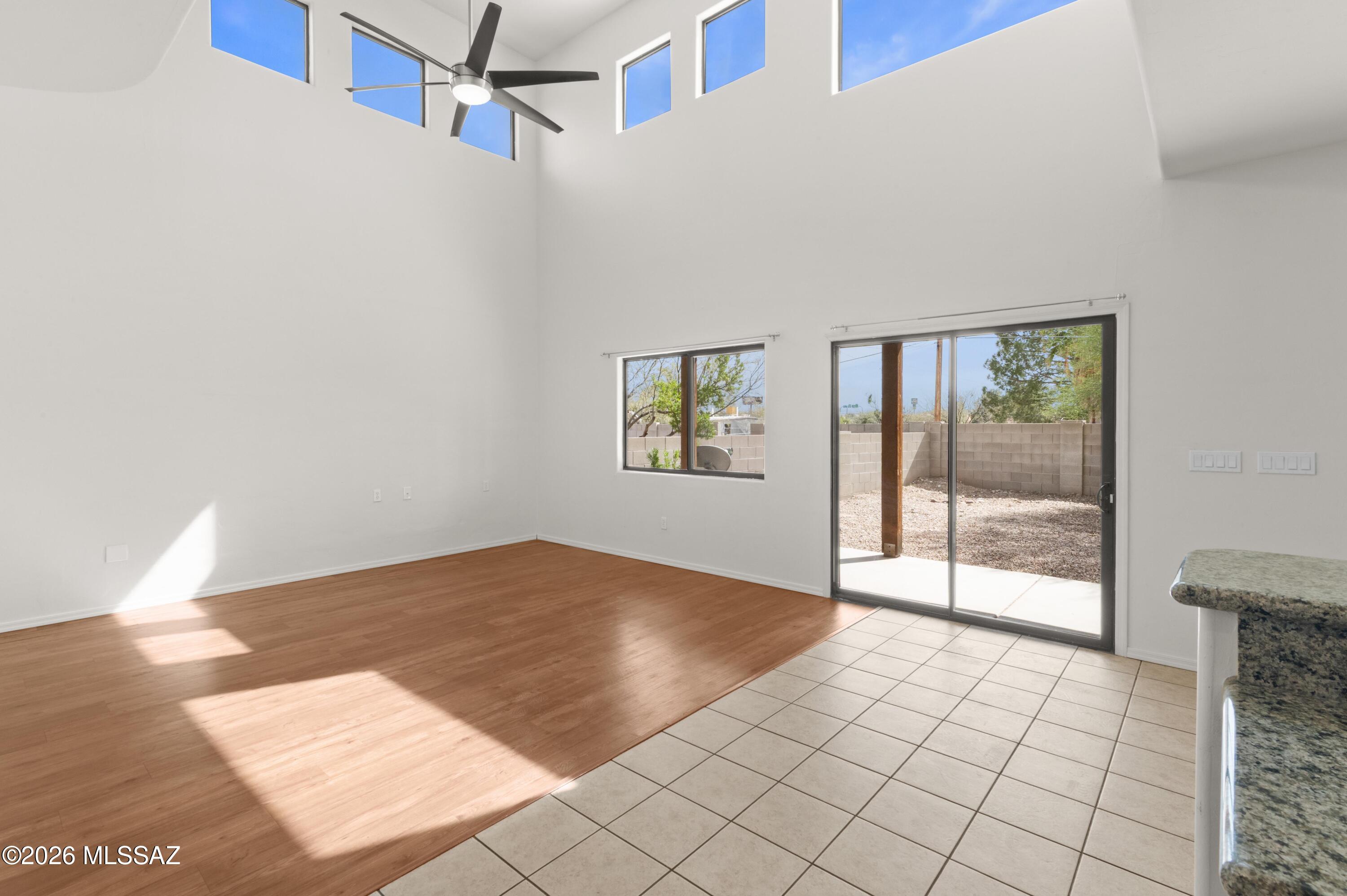 Paseo Estrella (1-104) - Residential Lease