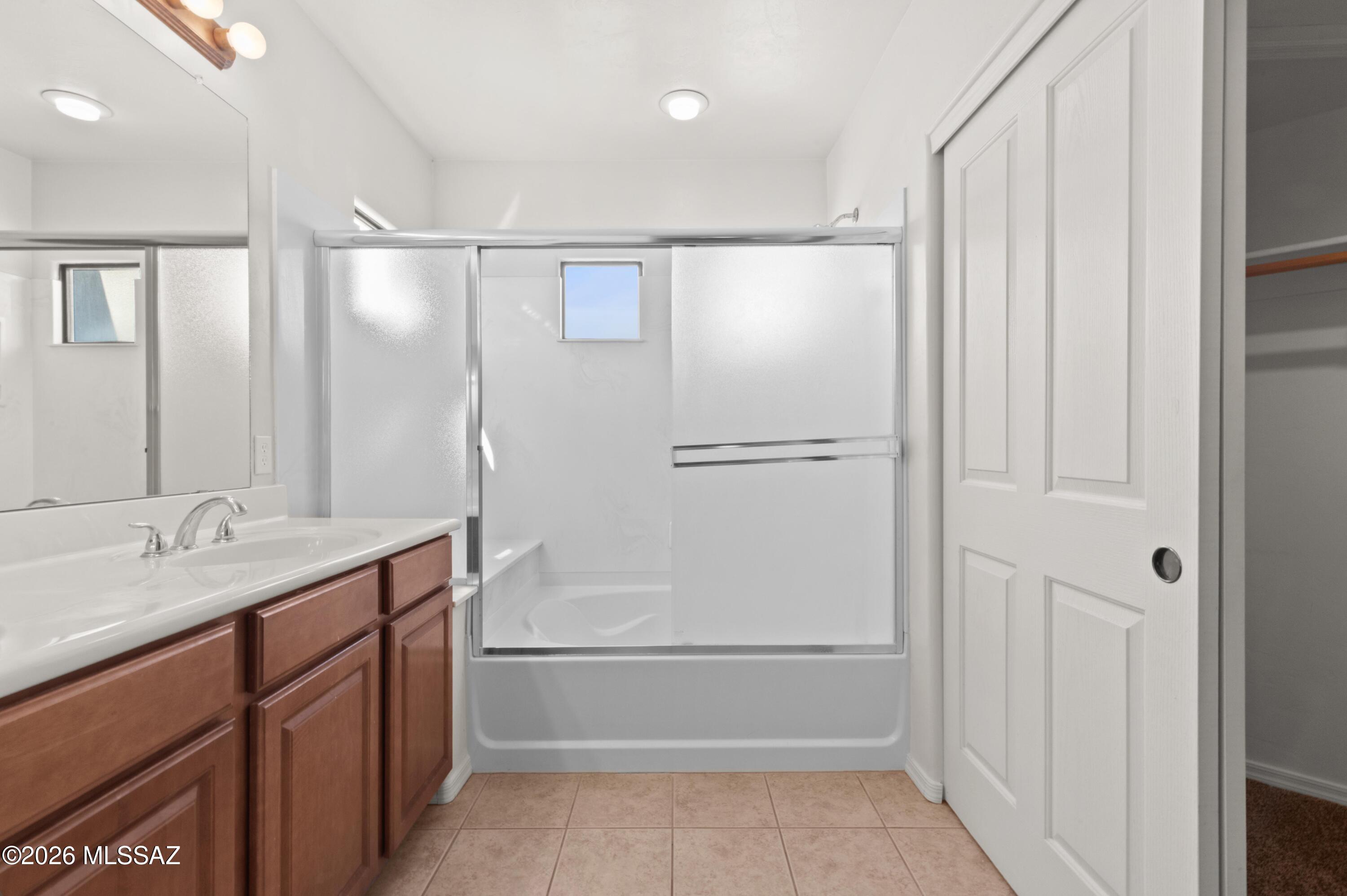 Paseo Estrella (1-104) - Residential Lease