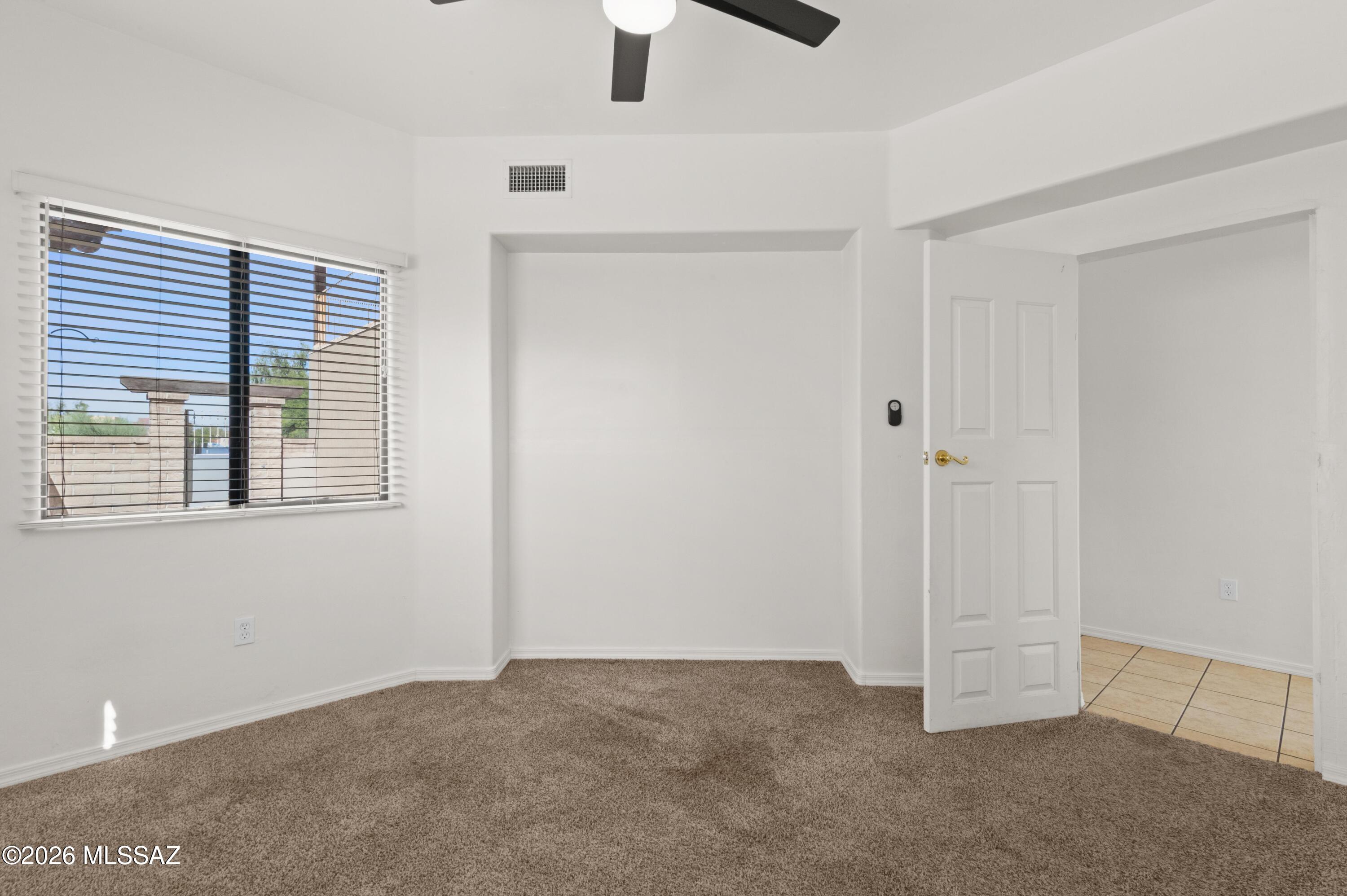 Paseo Estrella (1-104) - Residential Lease
