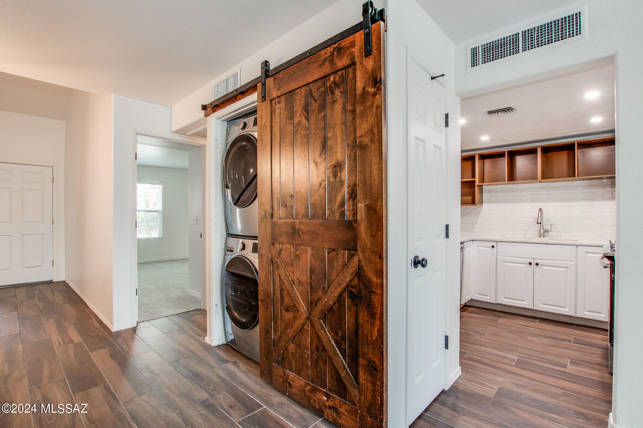 Ventana De Sabino Villas (1-90) - Residential