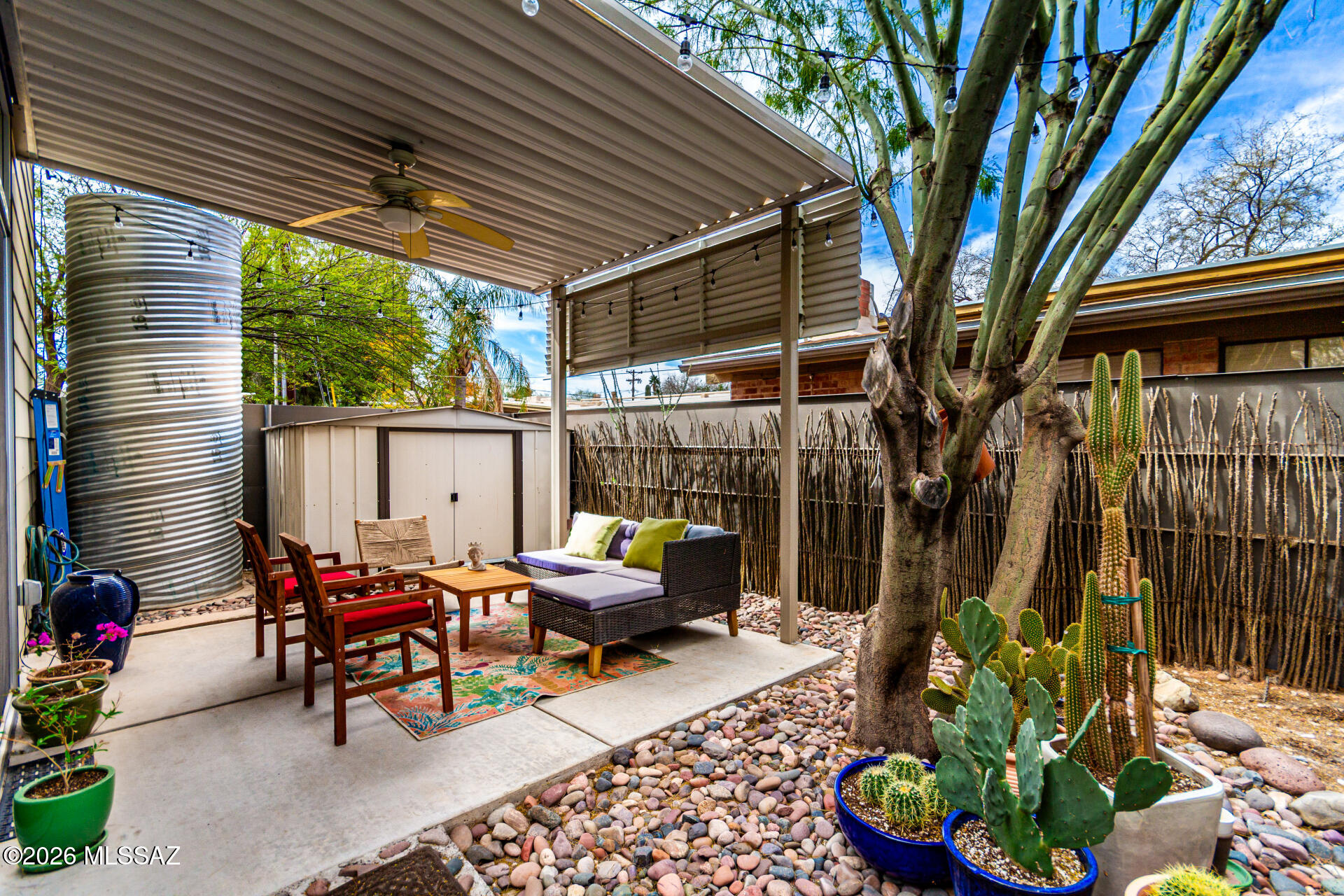 Indigo Modern - Residential