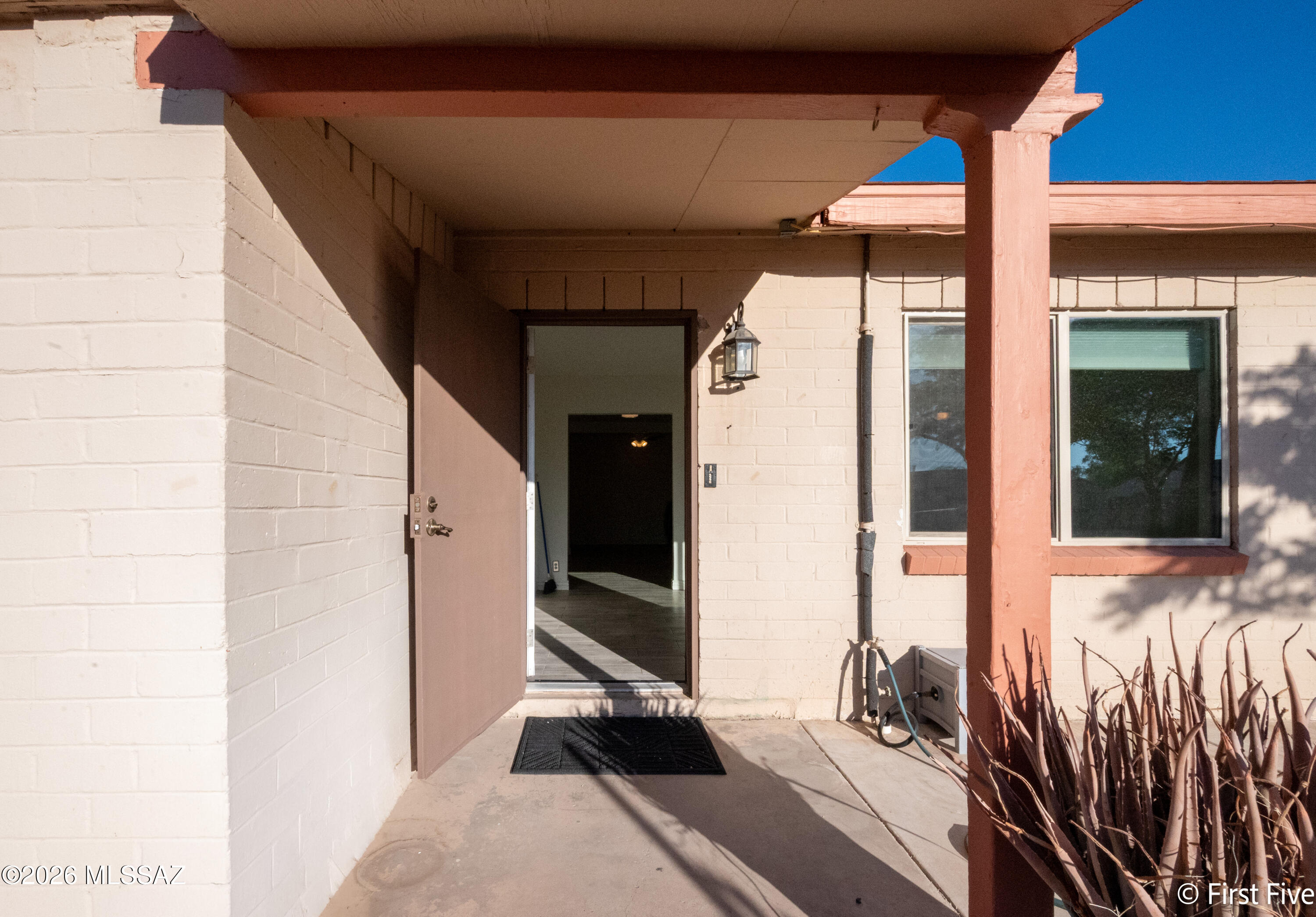 Country Club Park - Residential Lease