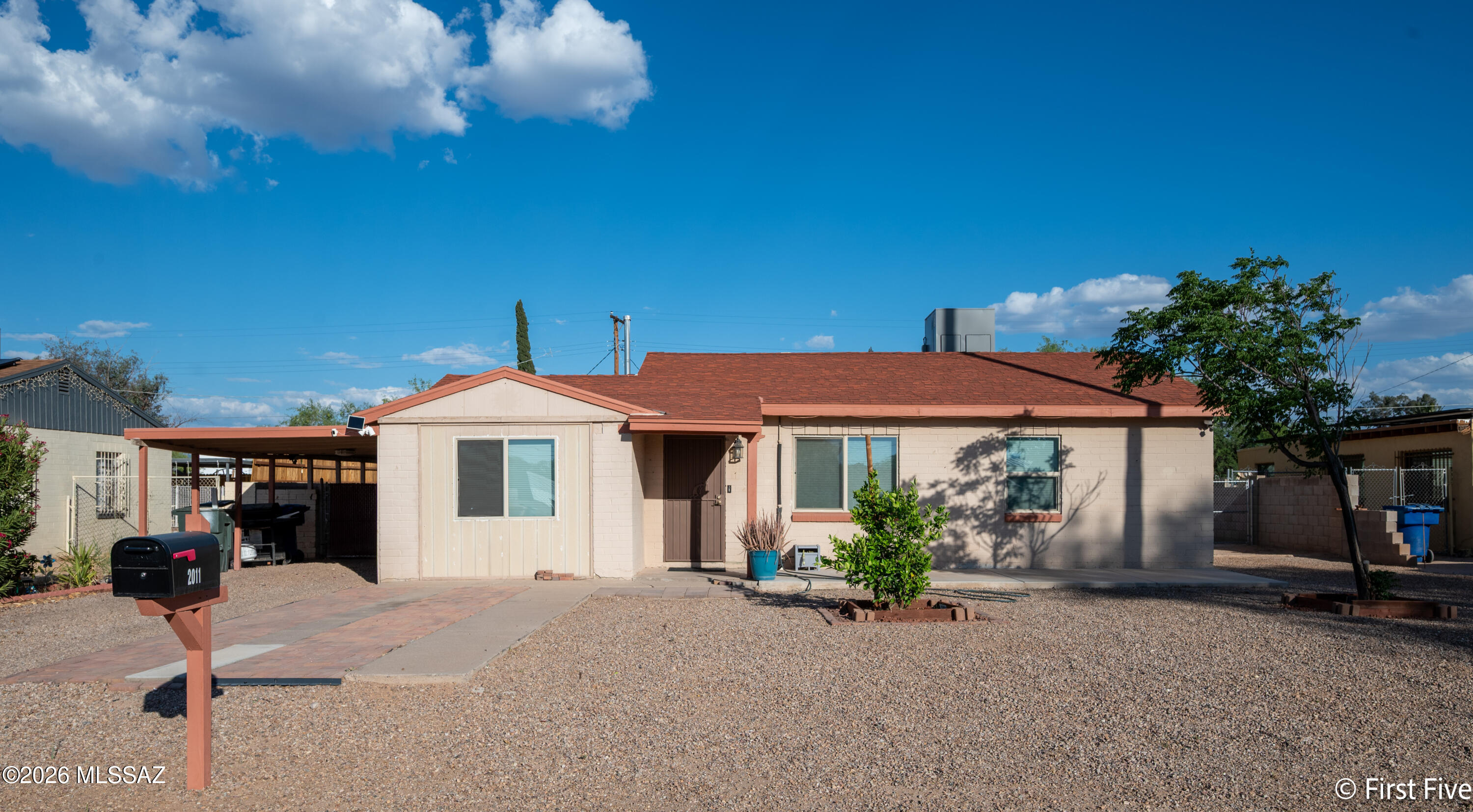 Country Club Park - Residential Lease