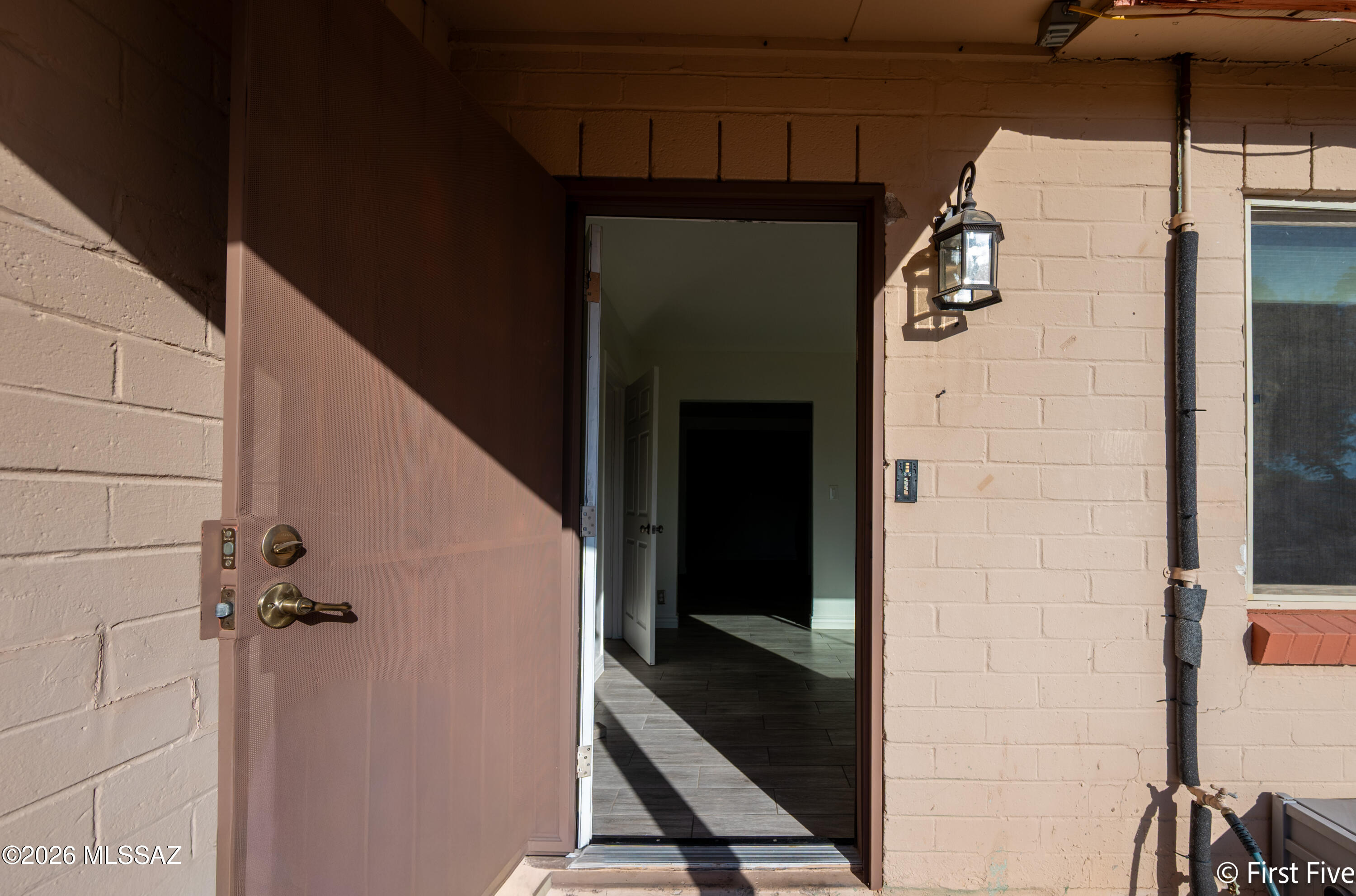 Country Club Park - Residential Lease