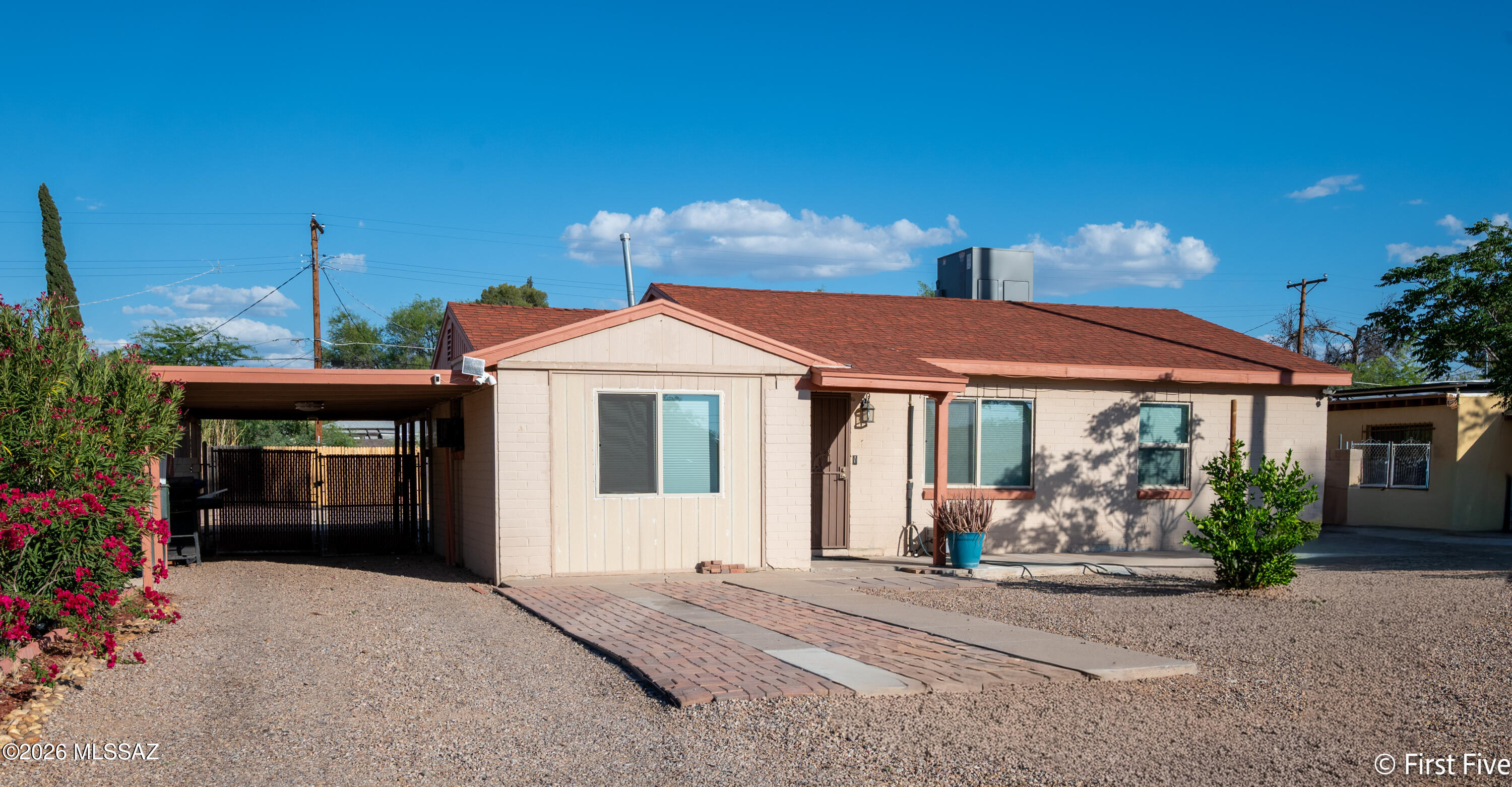 Country Club Park - Residential Lease