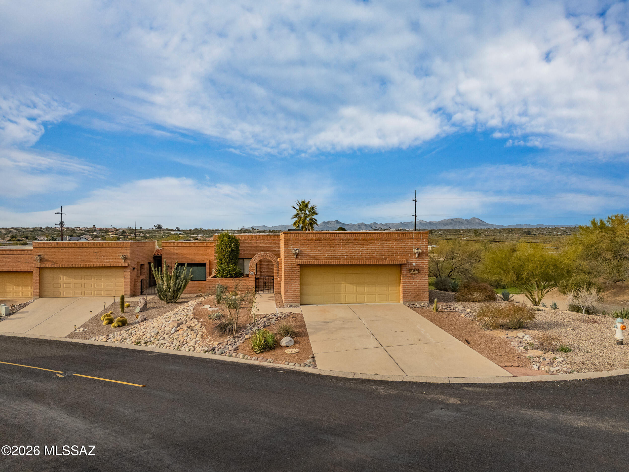 La Cholla Hills(354-439) - Residential