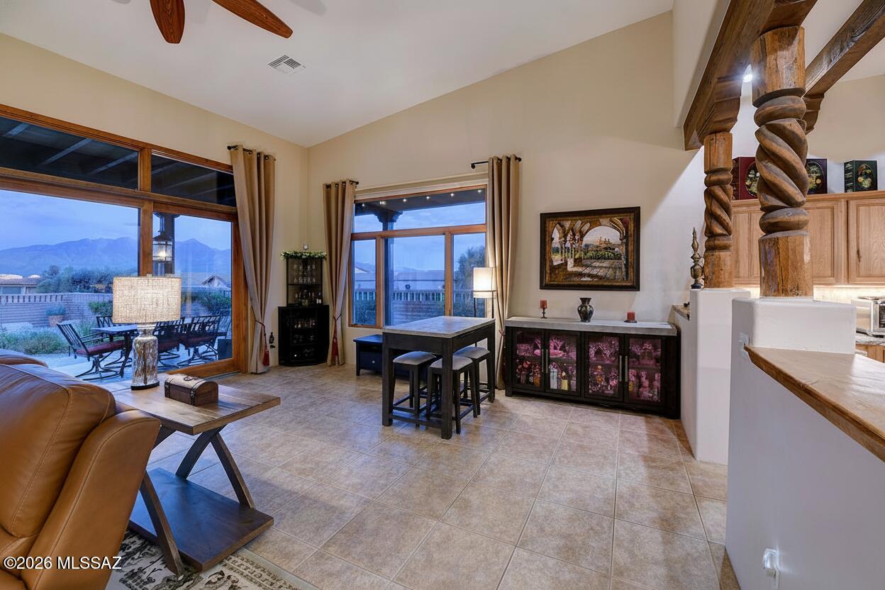 San Ignacio Heights Resub (1,2, 157-165) - Residential