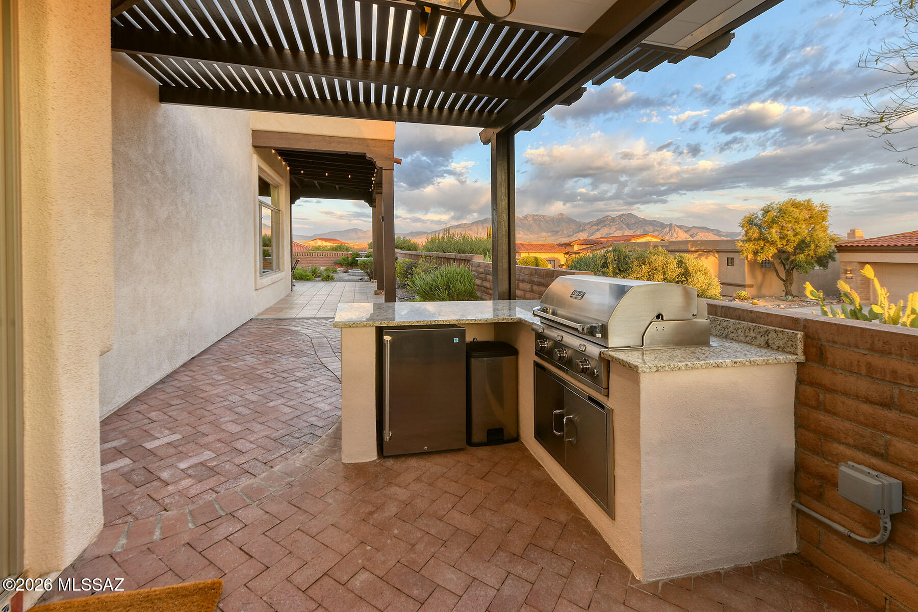 San Ignacio Heights Resub (1,2, 157-165) - Residential
