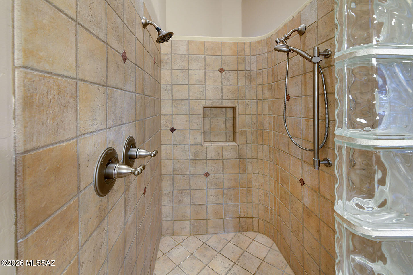San Ignacio Heights Resub (1,2, 157-165) - Residential