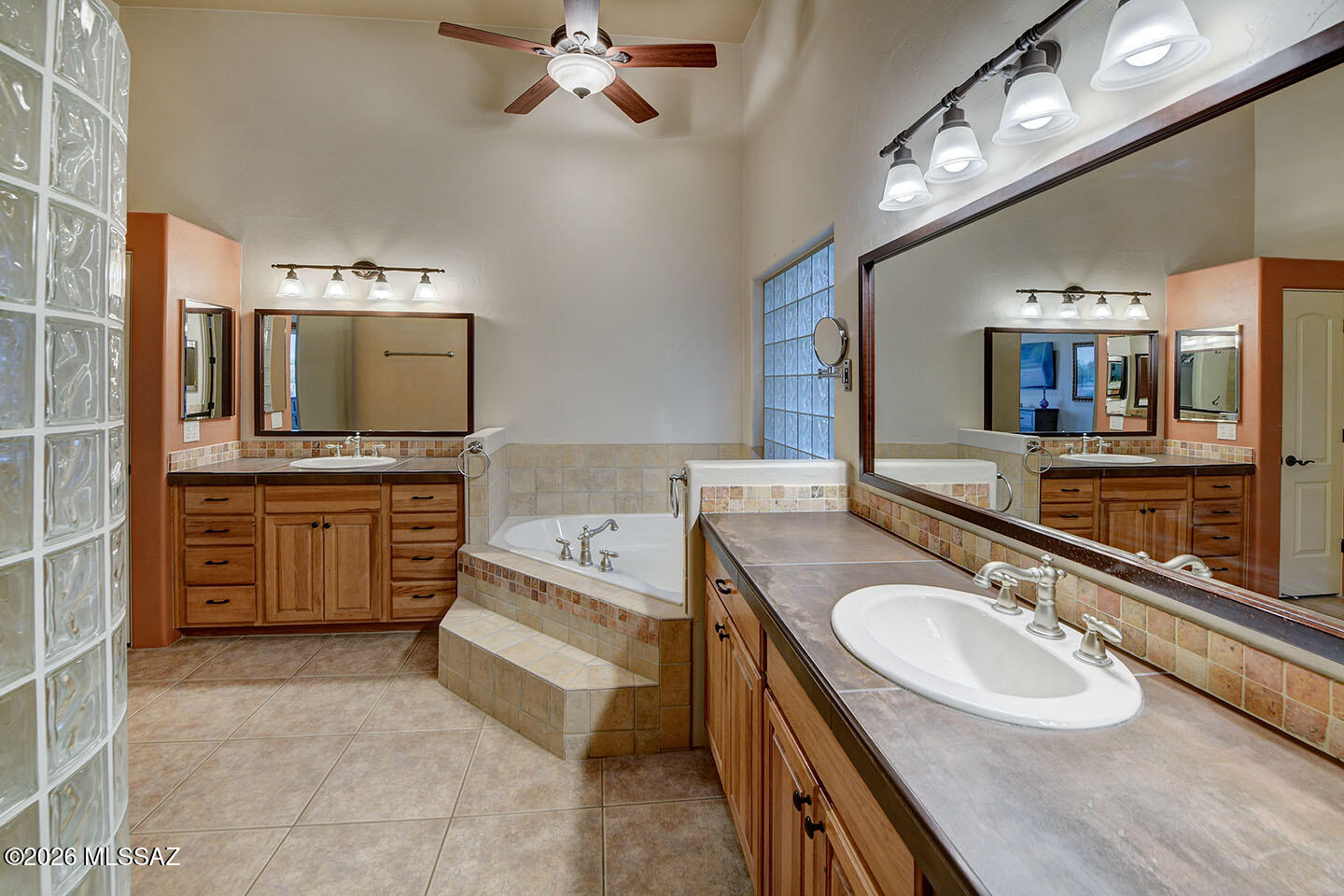 San Ignacio Heights Resub (1,2, 157-165) - Residential