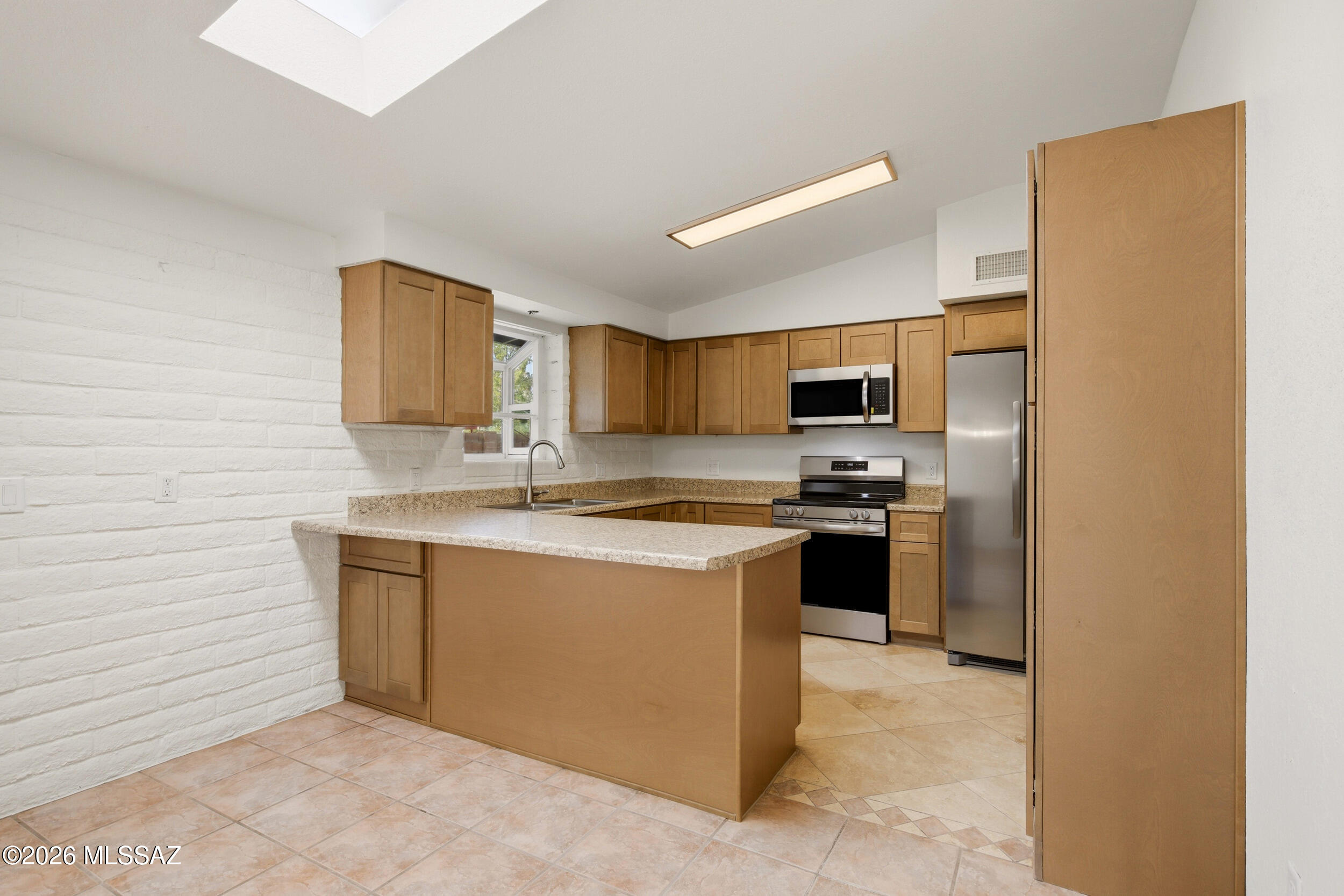 Casas Adobes Park (416-540) - Residential