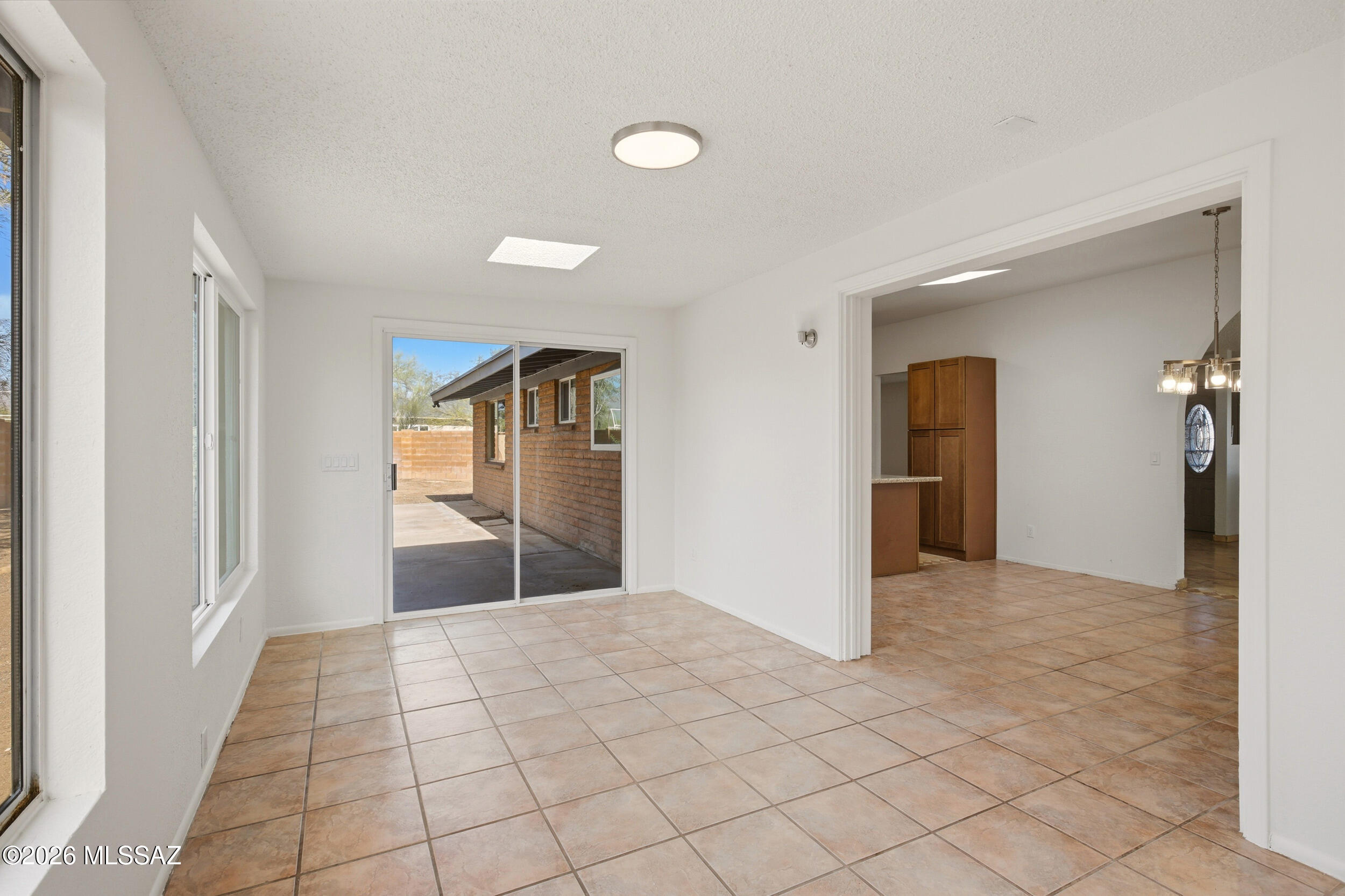 Casas Adobes Park (416-540) - Residential